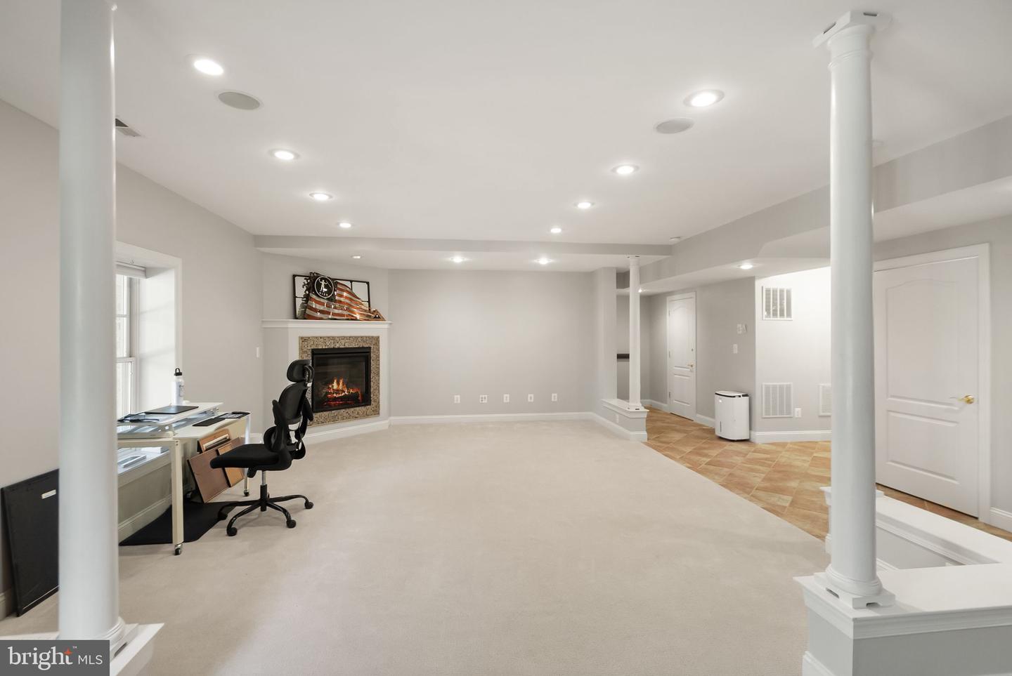 8318 ROXBOROUGH LOOP, GAINESVILLE, Virginia 20155, 5 Bedrooms Bedrooms, ,5 BathroomsBathrooms,Residential,For sale,8318 ROXBOROUGH LOOP,VAPW2103018 MLS # VAPW2103018 8318 ROXBOROUGH LOOP, GAINESVILLE, Virginia 20155, 5 Bedrooms Bedrooms, ,5 BathroomsBathrooms,Residential,For sale,8318 ROXBOROUGH LOOP,VAPW2103018 MLS # VAPW2103018