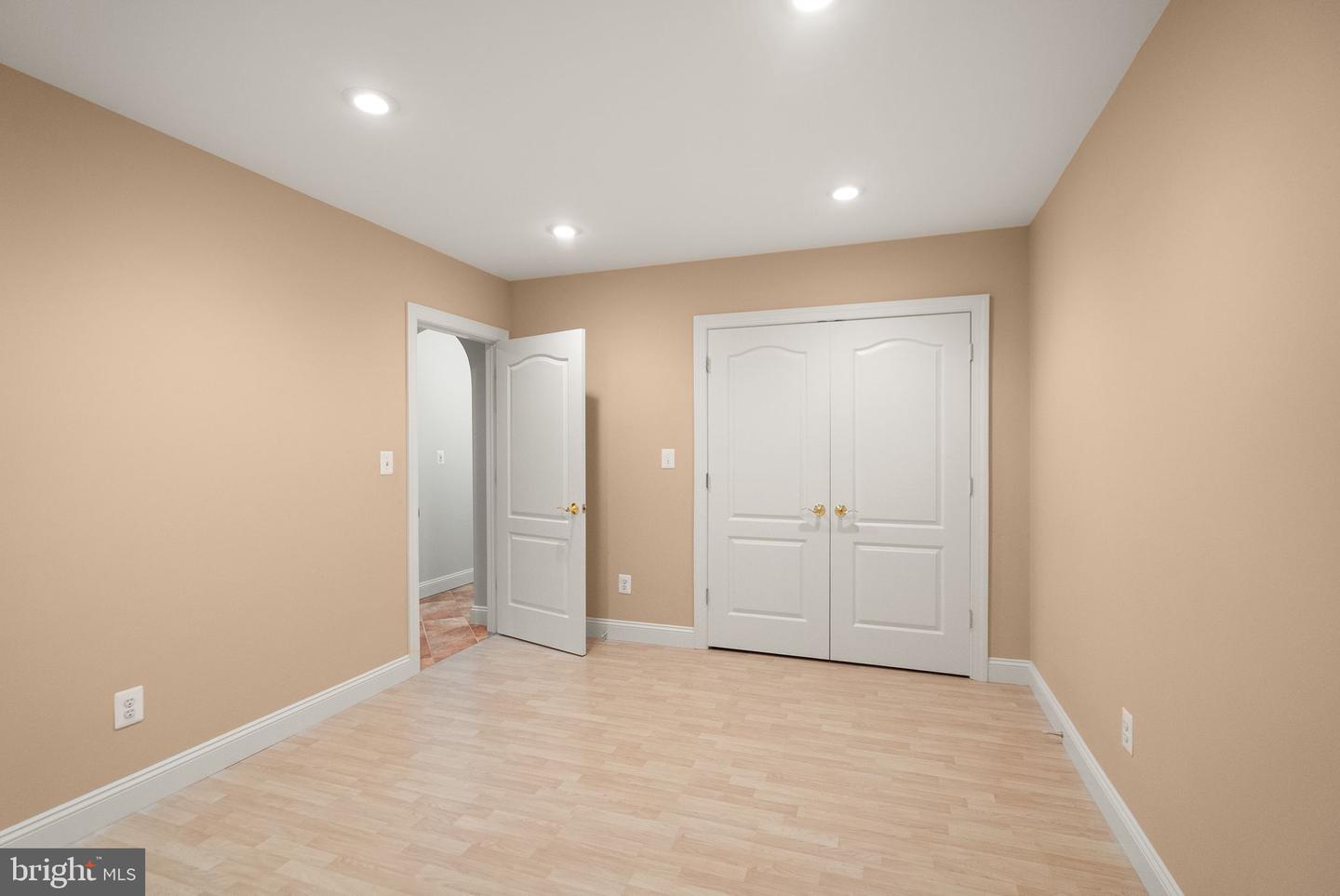 8318 ROXBOROUGH LOOP, GAINESVILLE, Virginia 20155, 5 Bedrooms Bedrooms, ,5 BathroomsBathrooms,Residential,For sale,8318 ROXBOROUGH LOOP,VAPW2103018 MLS # VAPW2103018 8318 ROXBOROUGH LOOP, GAINESVILLE, Virginia 20155, 5 Bedrooms Bedrooms, ,5 BathroomsBathrooms,Residential,For sale,8318 ROXBOROUGH LOOP,VAPW2103018 MLS # VAPW2103018