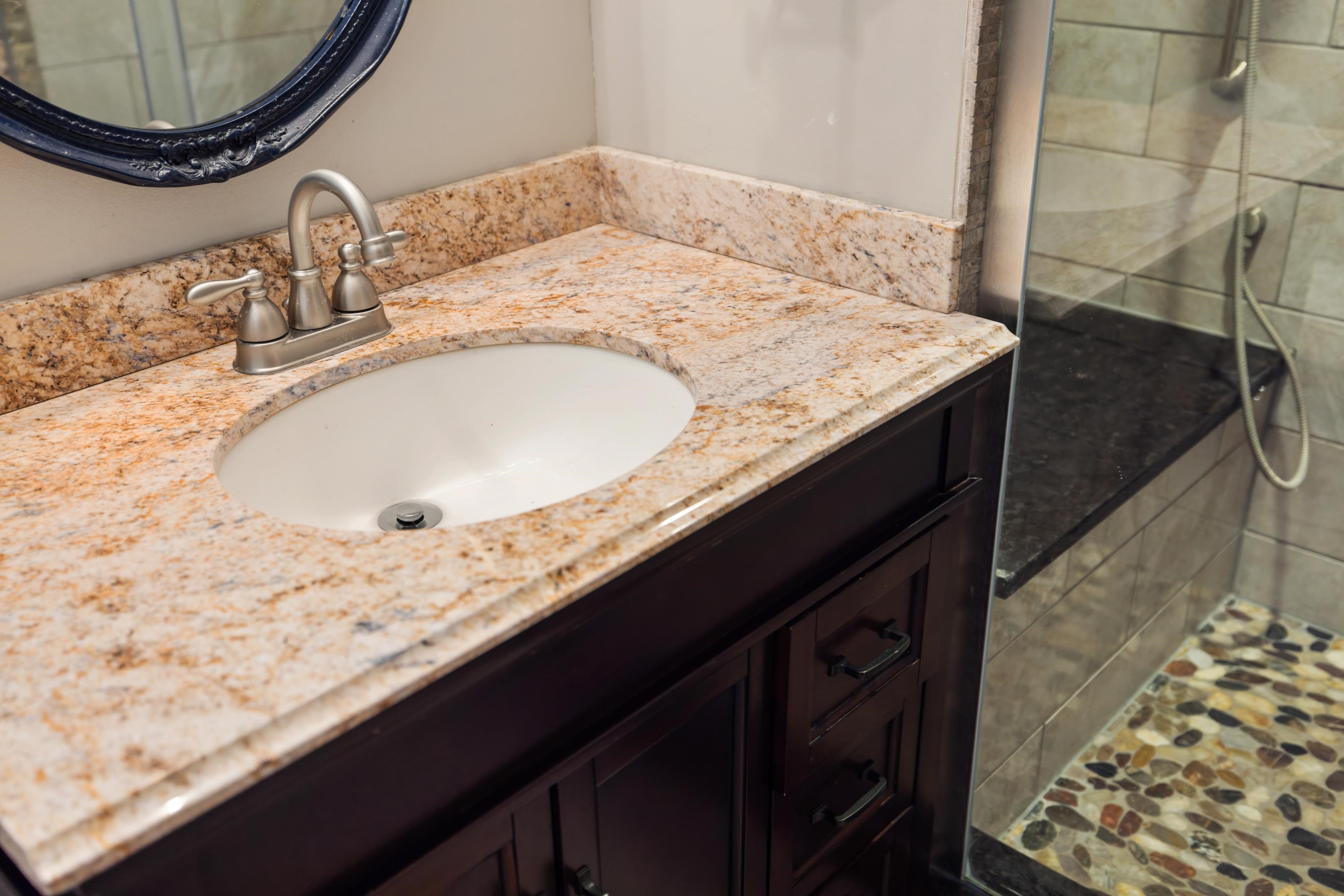 582 HILLTOP DR, STAUNTON, Virginia 24401, 4 Bedrooms Bedrooms, ,2 BathroomsBathrooms,Residential,582 HILLTOP DR,671112 MLS # 671112 582 HILLTOP DR, STAUNTON, Virginia 24401, 4 Bedrooms Bedrooms, ,2 BathroomsBathrooms,Residential,582 HILLTOP DR,671112 MLS # 671112