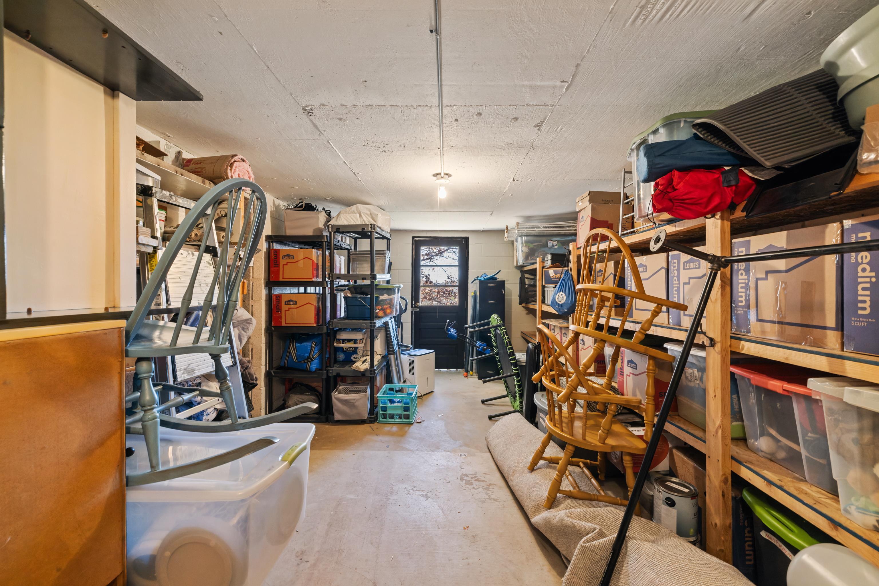 582 HILLTOP DR, STAUNTON, Virginia 24401, 4 Bedrooms Bedrooms, ,2 BathroomsBathrooms,Residential,582 HILLTOP DR,671112 MLS # 671112 582 HILLTOP DR, STAUNTON, Virginia 24401, 4 Bedrooms Bedrooms, ,2 BathroomsBathrooms,Residential,582 HILLTOP DR,671112 MLS # 671112