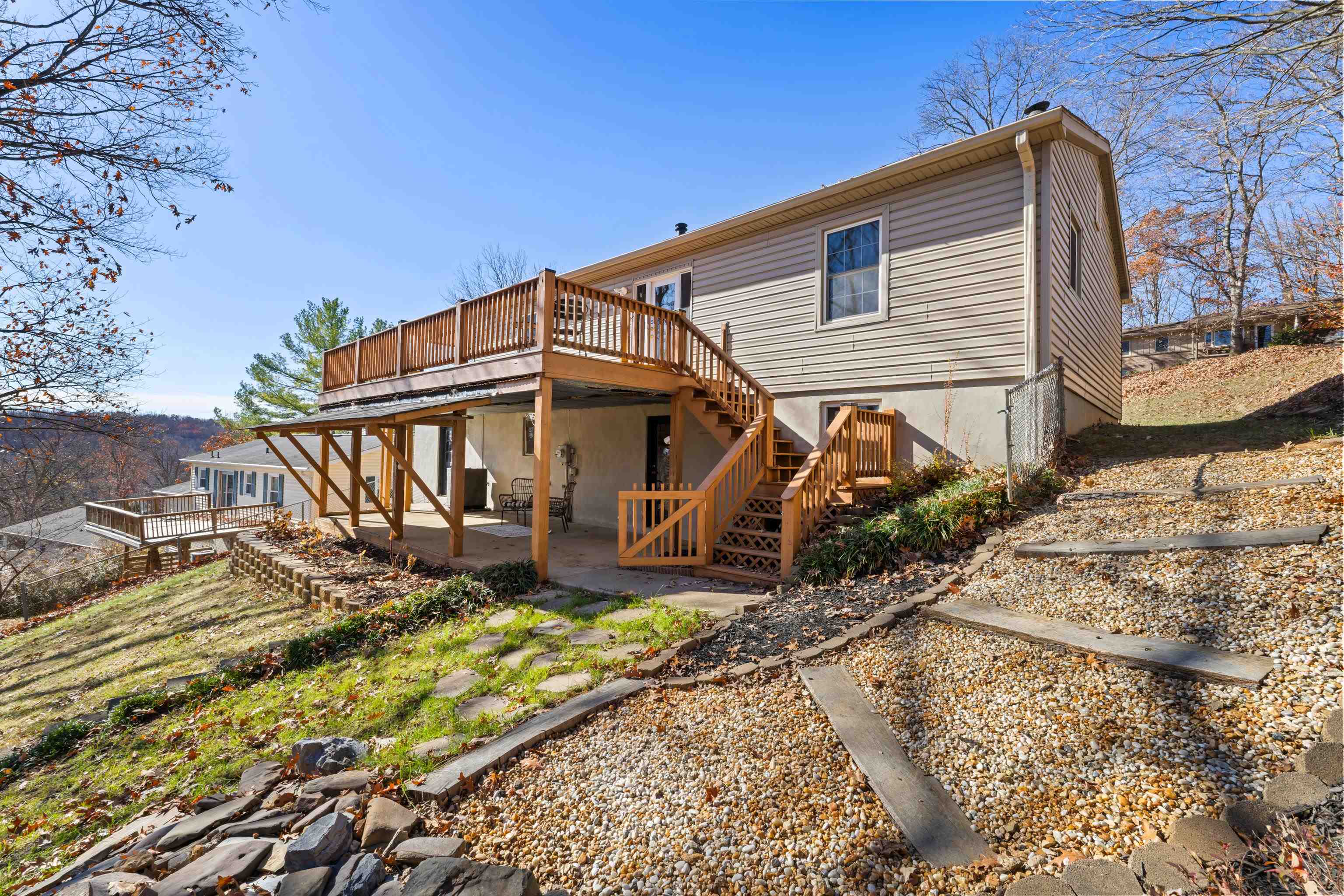 582 HILLTOP DR, STAUNTON, Virginia 24401, 4 Bedrooms Bedrooms, ,2 BathroomsBathrooms,Residential,582 HILLTOP DR,671112 MLS # 671112 582 HILLTOP DR, STAUNTON, Virginia 24401, 4 Bedrooms Bedrooms, ,2 BathroomsBathrooms,Residential,582 HILLTOP DR,671112 MLS # 671112