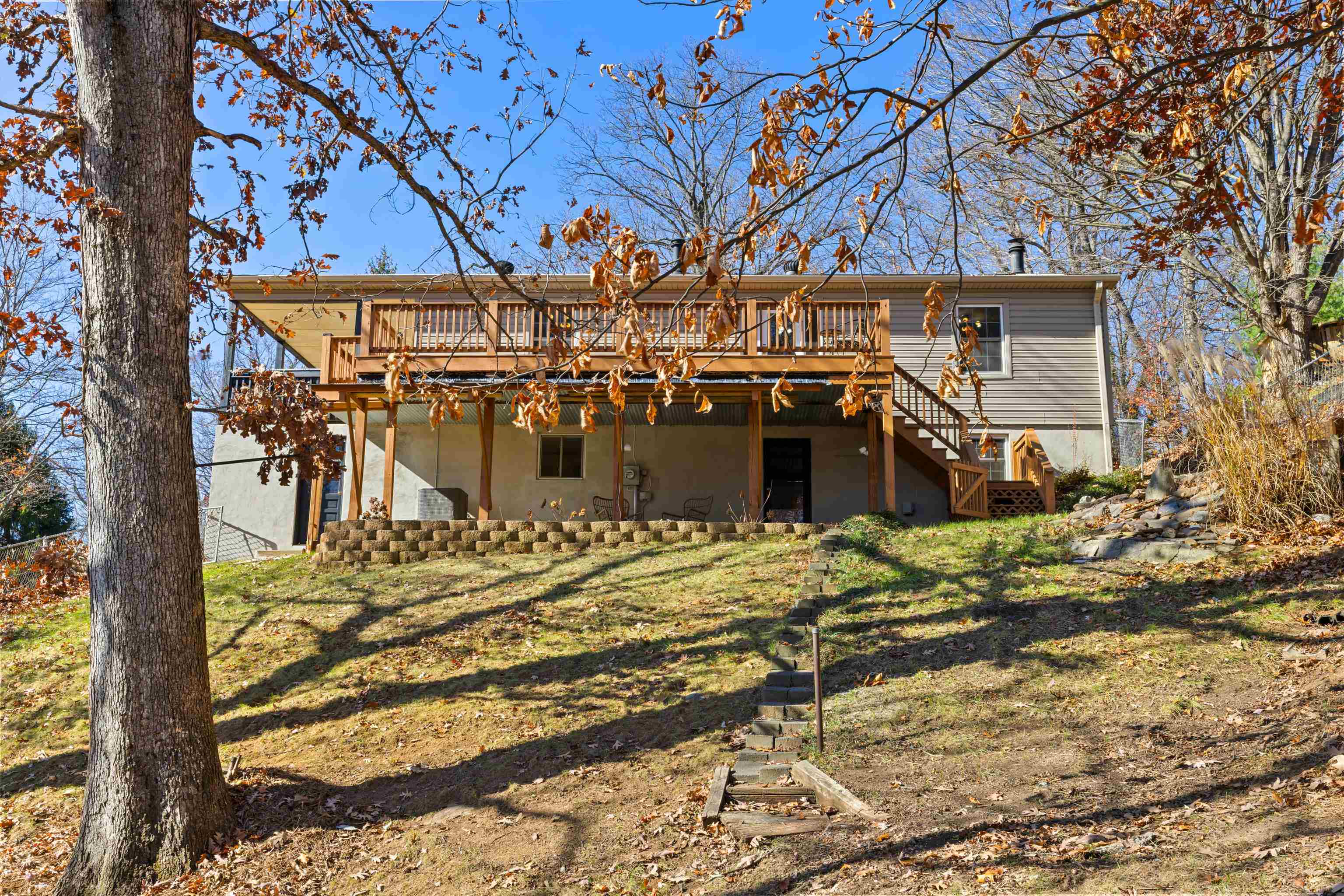 582 HILLTOP DR, STAUNTON, Virginia 24401, 4 Bedrooms Bedrooms, ,2 BathroomsBathrooms,Residential,582 HILLTOP DR,671112 MLS # 671112 582 HILLTOP DR, STAUNTON, Virginia 24401, 4 Bedrooms Bedrooms, ,2 BathroomsBathrooms,Residential,582 HILLTOP DR,671112 MLS # 671112