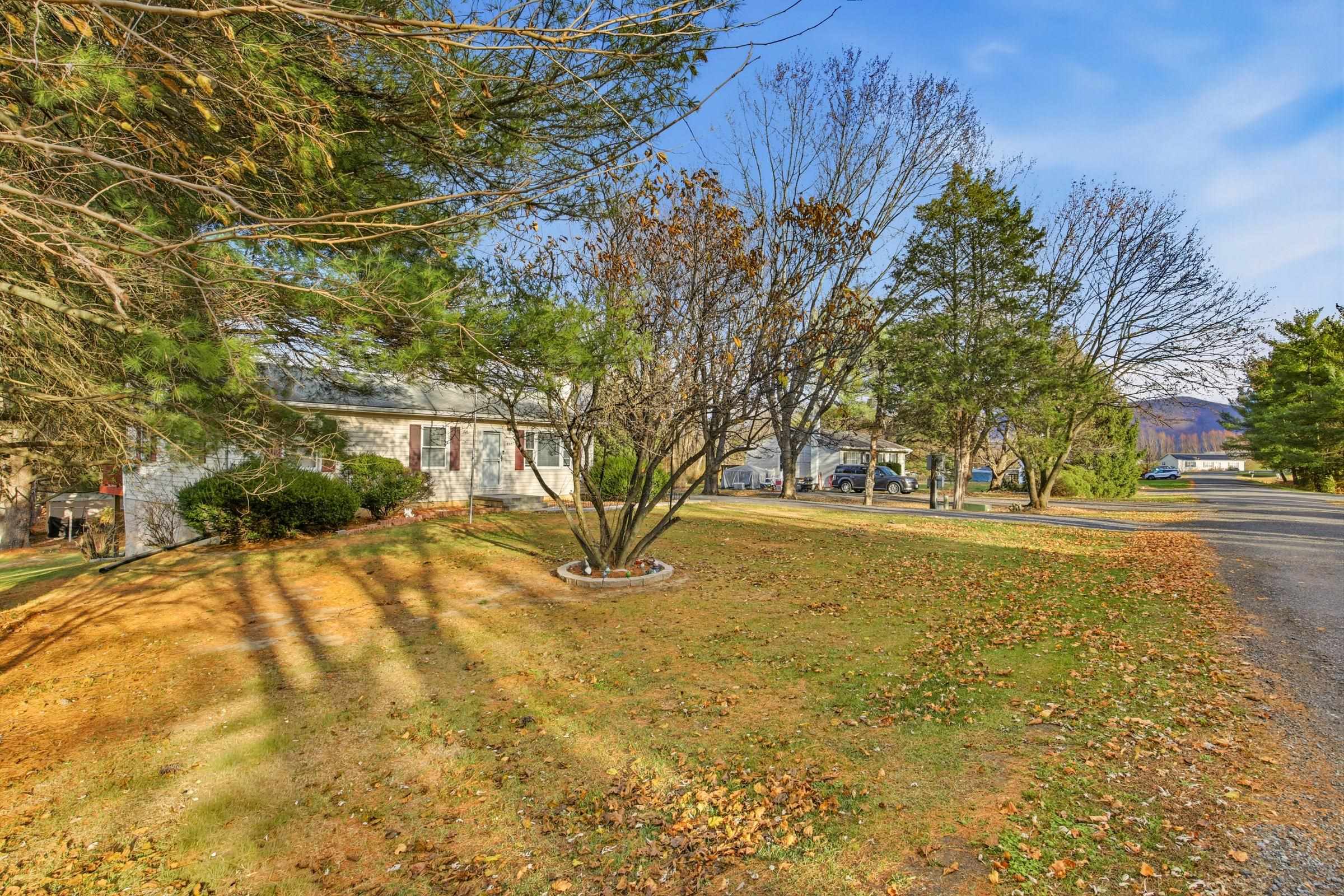 460 MASSANUTTEN DR, EDINBURG, Virginia 22824, 3 Bedrooms Bedrooms, ,2 BathroomsBathrooms,Residential,460 MASSANUTTEN DR,671125 MLS # 671125 460 MASSANUTTEN DR, EDINBURG, Virginia 22824, 3 Bedrooms Bedrooms, ,2 BathroomsBathrooms,Residential,460 MASSANUTTEN DR,671125 MLS # 671125