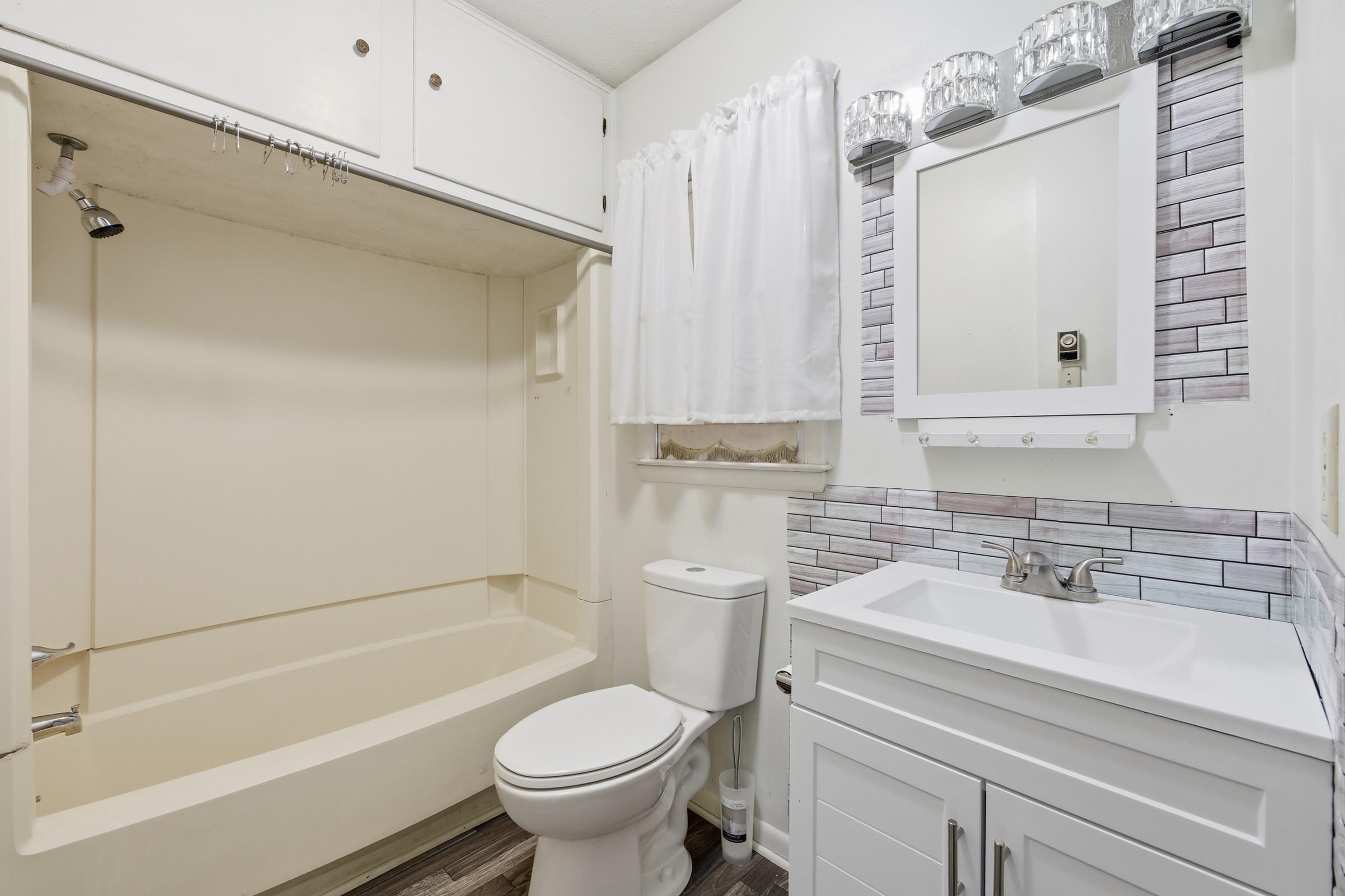 460 MASSANUTTEN DR, EDINBURG, Virginia 22824, 3 Bedrooms Bedrooms, ,2 BathroomsBathrooms,Residential,460 MASSANUTTEN DR,671125 MLS # 671125 460 MASSANUTTEN DR, EDINBURG, Virginia 22824, 3 Bedrooms Bedrooms, ,2 BathroomsBathrooms,Residential,460 MASSANUTTEN DR,671125 MLS # 671125