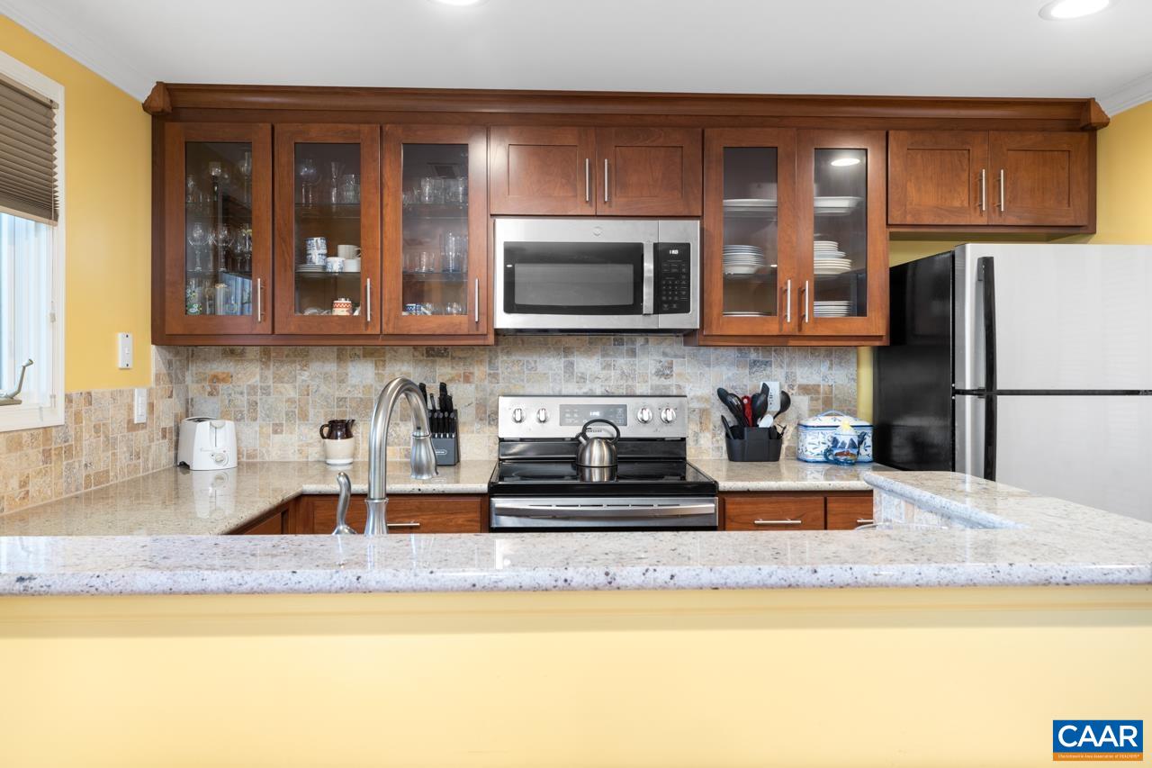 125 EAGLES CT CONDOS, WINTERGREEN, Virginia 22967, 2 Bedrooms Bedrooms, ,1 BathroomBathrooms,Residential,125 EAGLES CT CONDOS,671133 MLS # 671133 125 EAGLES CT CONDOS, WINTERGREEN, Virginia 22967, 2 Bedrooms Bedrooms, ,1 BathroomBathrooms,Residential,125 EAGLES CT CONDOS,671133 MLS # 671133