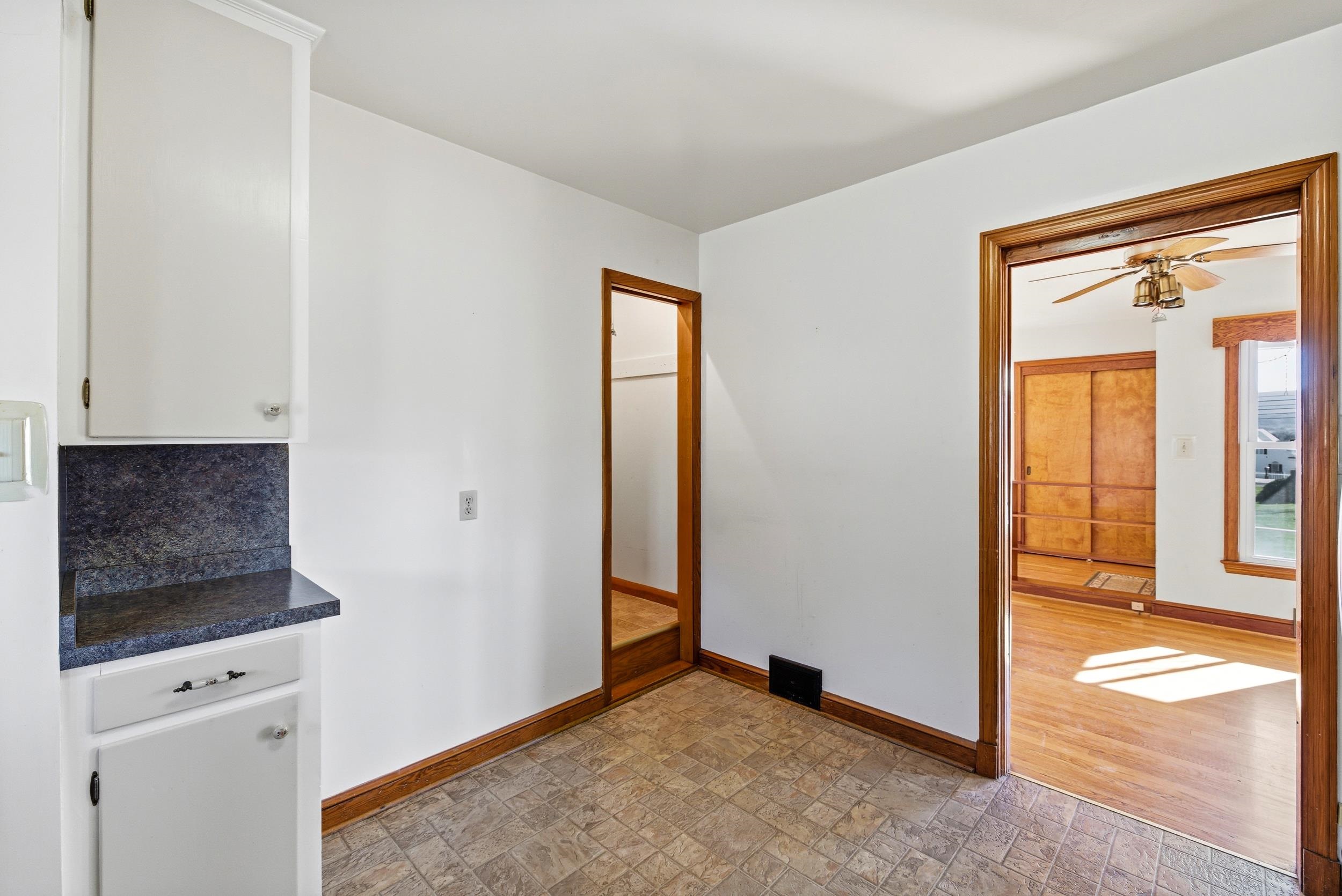 8241 NORTH VALLEY PIKE, HARRISONBURG, Virginia 22802, 3 Bedrooms Bedrooms, ,1 BathroomBathrooms,Residential,8241 NORTH VALLEY PIKE,671134 MLS # 671134 8241 NORTH VALLEY PIKE, HARRISONBURG, Virginia 22802, 3 Bedrooms Bedrooms, ,1 BathroomBathrooms,Residential,8241 NORTH VALLEY PIKE,671134 MLS # 671134