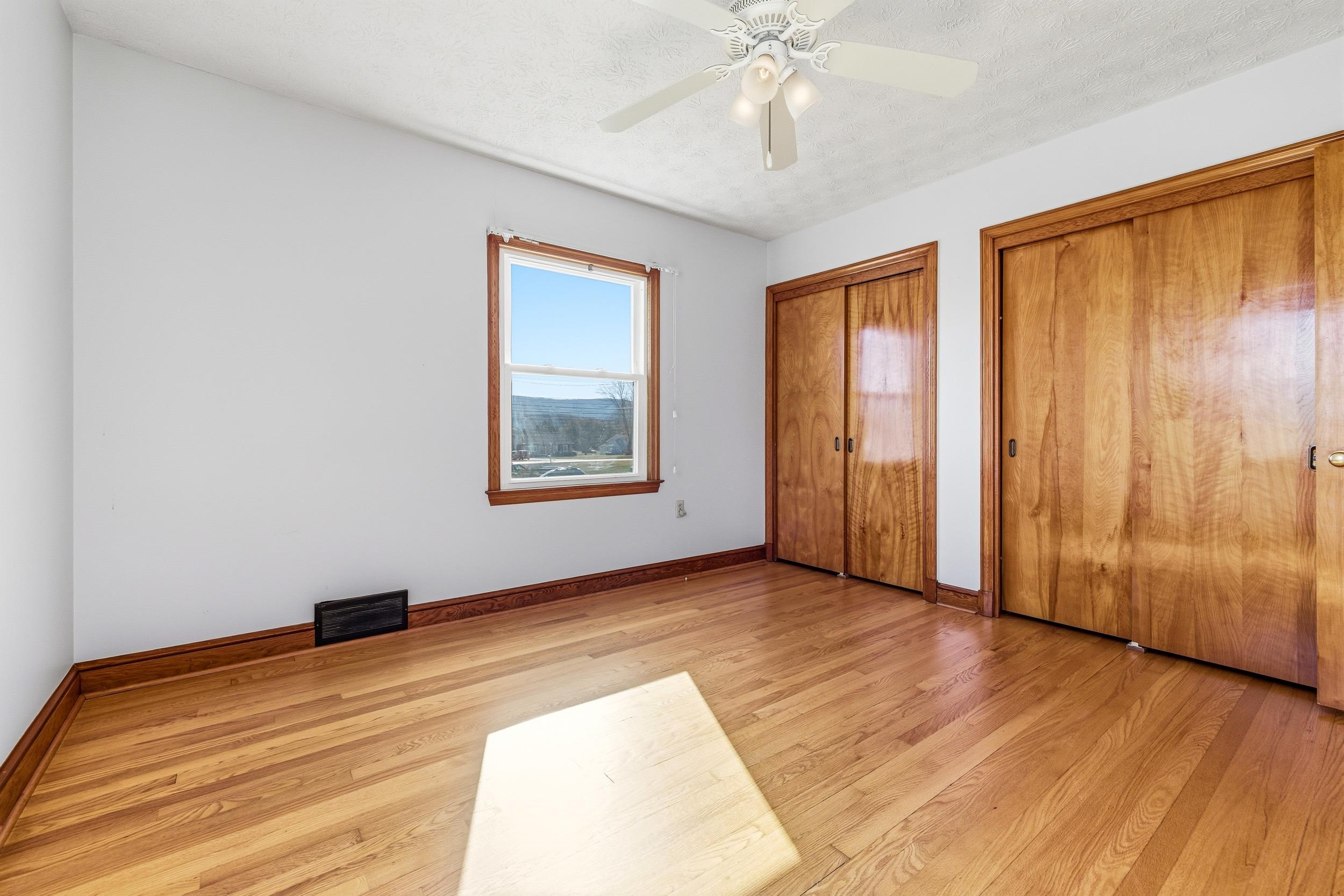 8241 NORTH VALLEY PIKE, HARRISONBURG, Virginia 22802, 3 Bedrooms Bedrooms, ,1 BathroomBathrooms,Residential,8241 NORTH VALLEY PIKE,671134 MLS # 671134 8241 NORTH VALLEY PIKE, HARRISONBURG, Virginia 22802, 3 Bedrooms Bedrooms, ,1 BathroomBathrooms,Residential,8241 NORTH VALLEY PIKE,671134 MLS # 671134