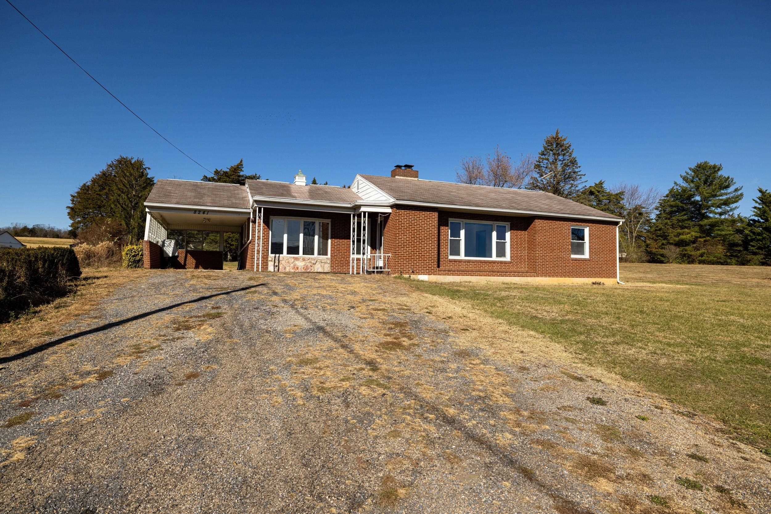 8241 NORTH VALLEY PIKE, HARRISONBURG, Virginia 22802, 3 Bedrooms Bedrooms, ,1 BathroomBathrooms,Residential,8241 NORTH VALLEY PIKE,671134 MLS # 671134 8241 NORTH VALLEY PIKE, HARRISONBURG, Virginia 22802, 3 Bedrooms Bedrooms, ,1 BathroomBathrooms,Residential,8241 NORTH VALLEY PIKE,671134 MLS # 671134