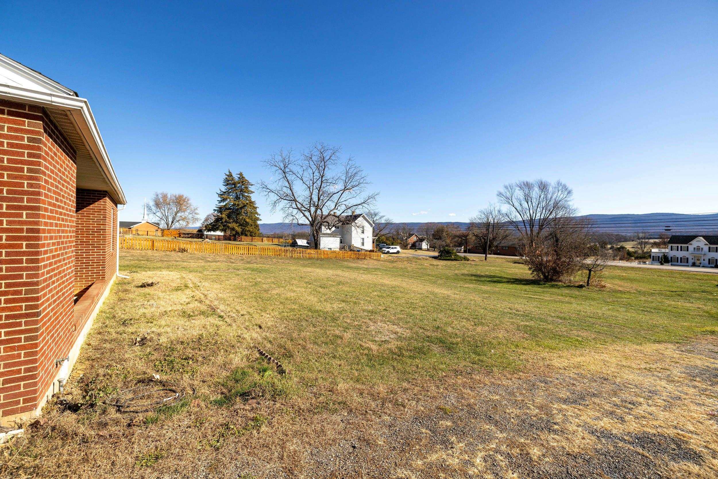 8241 NORTH VALLEY PIKE, HARRISONBURG, Virginia 22802, 3 Bedrooms Bedrooms, ,1 BathroomBathrooms,Residential,8241 NORTH VALLEY PIKE,671134 MLS # 671134 8241 NORTH VALLEY PIKE, HARRISONBURG, Virginia 22802, 3 Bedrooms Bedrooms, ,1 BathroomBathrooms,Residential,8241 NORTH VALLEY PIKE,671134 MLS # 671134