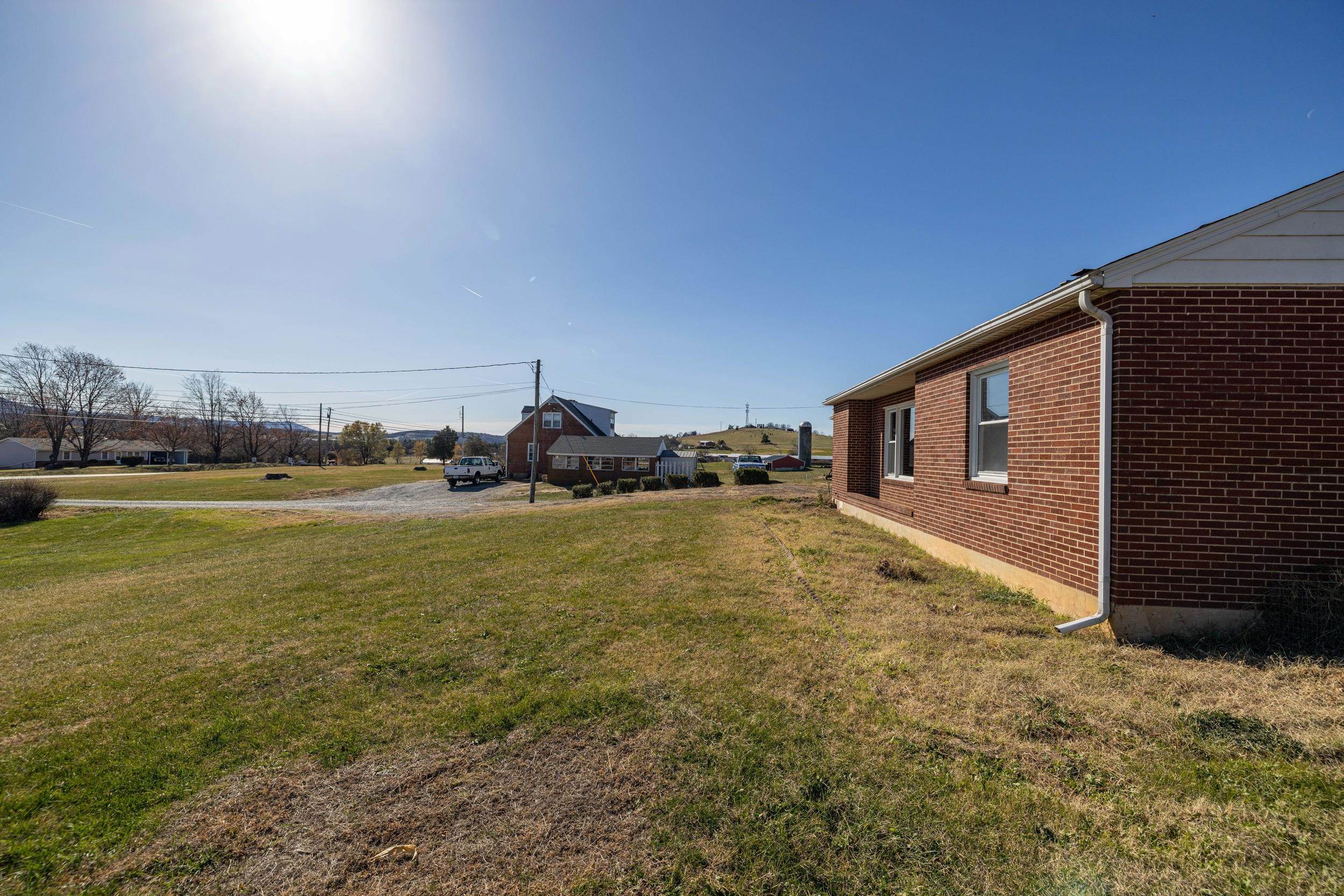 8241 NORTH VALLEY PIKE, HARRISONBURG, Virginia 22802, 3 Bedrooms Bedrooms, ,1 BathroomBathrooms,Residential,8241 NORTH VALLEY PIKE,671134 MLS # 671134 8241 NORTH VALLEY PIKE, HARRISONBURG, Virginia 22802, 3 Bedrooms Bedrooms, ,1 BathroomBathrooms,Residential,8241 NORTH VALLEY PIKE,671134 MLS # 671134