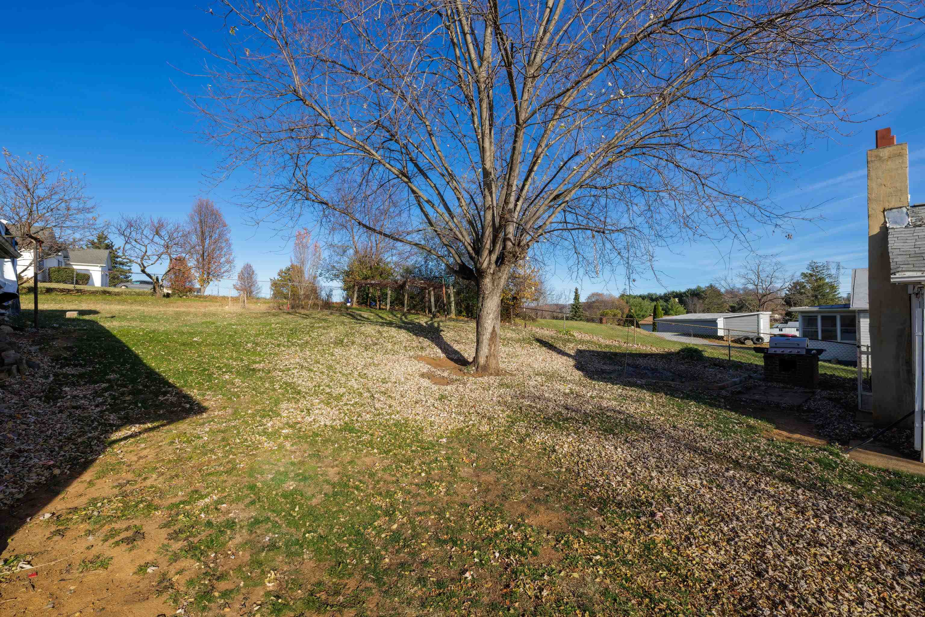 1950 JEFFERSON HWY, FISHERSVILLE, Virginia 22939, 3 Bedrooms Bedrooms, ,1 BathroomBathrooms,Residential,1950 JEFFERSON HWY,671138 MLS # 671138 1950 JEFFERSON HWY, FISHERSVILLE, Virginia 22939, 3 Bedrooms Bedrooms, ,1 BathroomBathrooms,Residential,1950 JEFFERSON HWY,671138 MLS # 671138