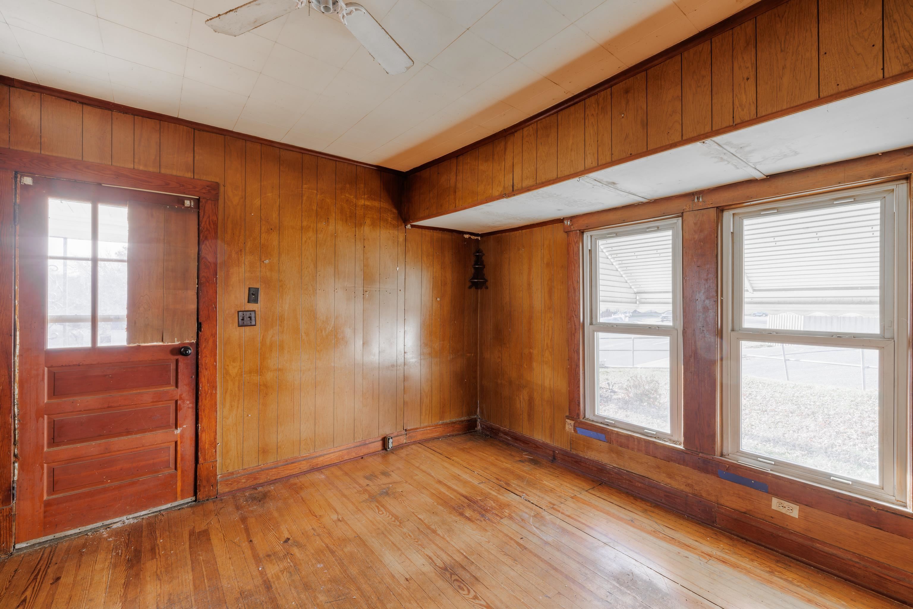 1950 JEFFERSON HWY, FISHERSVILLE, Virginia 22939, 3 Bedrooms Bedrooms, ,1 BathroomBathrooms,Residential,1950 JEFFERSON HWY,671138 MLS # 671138 1950 JEFFERSON HWY, FISHERSVILLE, Virginia 22939, 3 Bedrooms Bedrooms, ,1 BathroomBathrooms,Residential,1950 JEFFERSON HWY,671138 MLS # 671138