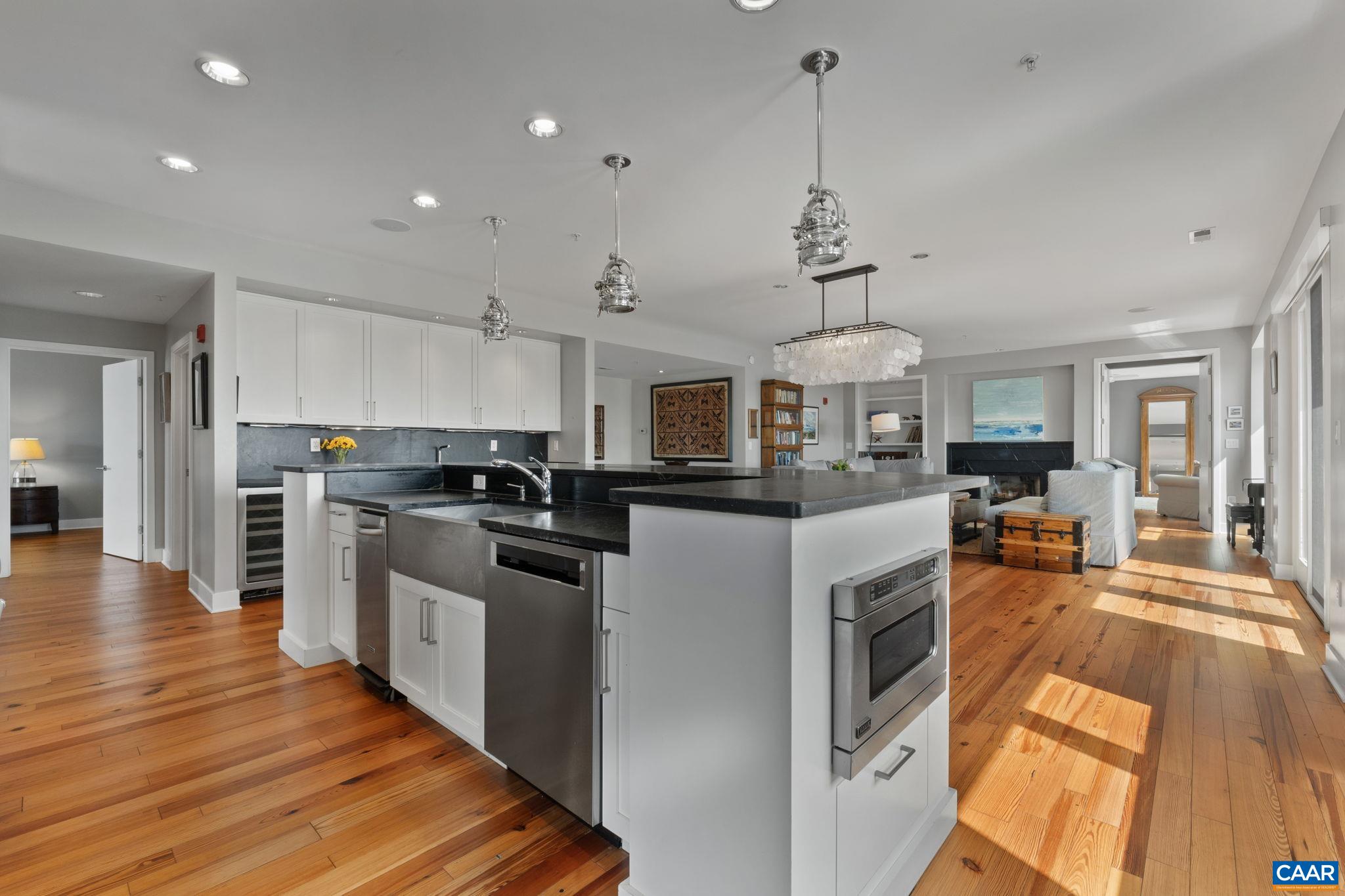 200 GARRETT ST, CHARLOTTESVILLE, Virginia 22902, 2 Bedrooms Bedrooms, ,2 BathroomsBathrooms,Residential,200 GARRETT ST,671139 MLS # 671139 200 GARRETT ST, CHARLOTTESVILLE, Virginia 22902, 2 Bedrooms Bedrooms, ,2 BathroomsBathrooms,Residential,200 GARRETT ST,671139 MLS # 671139