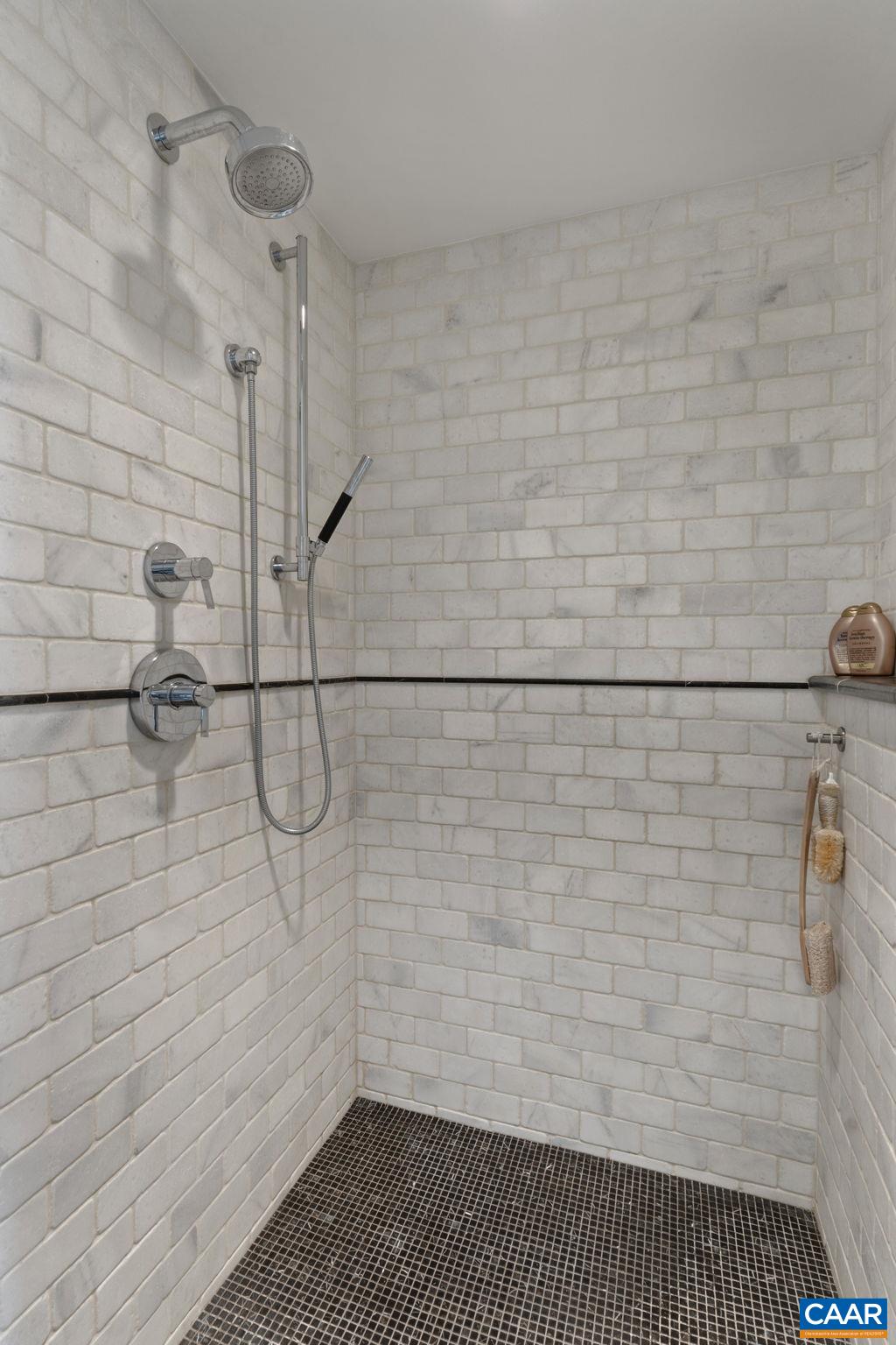 200 GARRETT ST, CHARLOTTESVILLE, Virginia 22902, 2 Bedrooms Bedrooms, ,2 BathroomsBathrooms,Residential,200 GARRETT ST,671139 MLS # 671139 200 GARRETT ST, CHARLOTTESVILLE, Virginia 22902, 2 Bedrooms Bedrooms, ,2 BathroomsBathrooms,Residential,200 GARRETT ST,671139 MLS # 671139