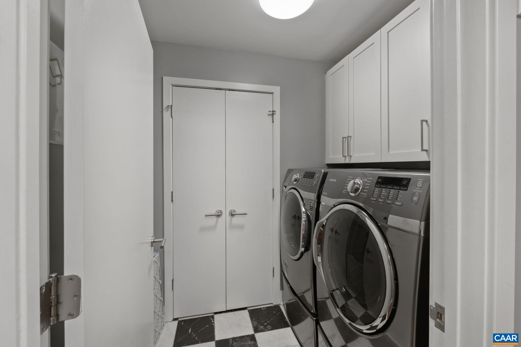 200 GARRETT ST, CHARLOTTESVILLE, Virginia 22902, 2 Bedrooms Bedrooms, ,2 BathroomsBathrooms,Residential,200 GARRETT ST,671139 MLS # 671139 200 GARRETT ST, CHARLOTTESVILLE, Virginia 22902, 2 Bedrooms Bedrooms, ,2 BathroomsBathrooms,Residential,200 GARRETT ST,671139 MLS # 671139