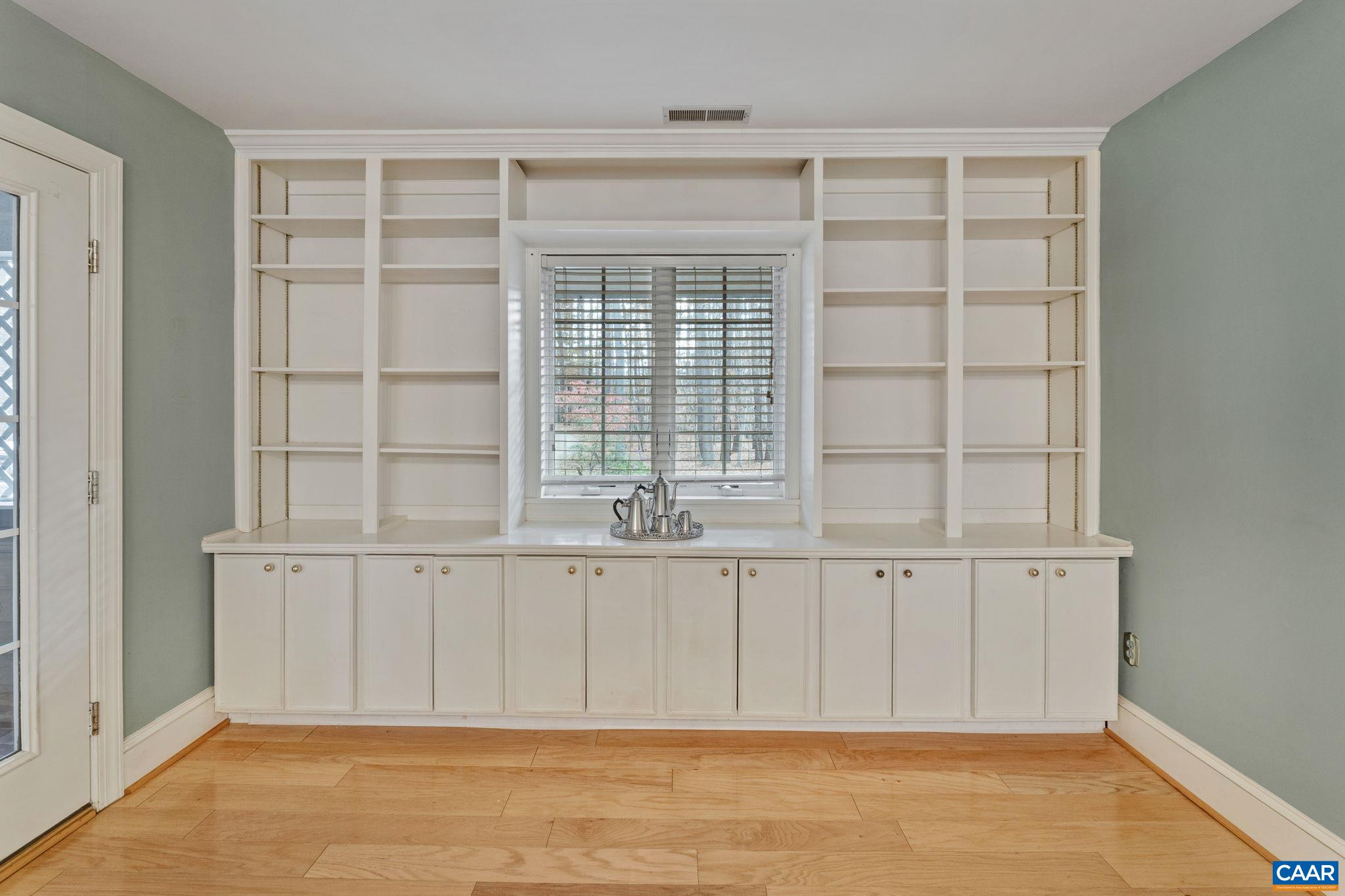 4220 PADDOCK CIR, EARLYSVILLE, Virginia 22936, 3 Bedrooms Bedrooms, ,2 BathroomsBathrooms,Residential,From Cville Take Woodlands Rd to Earlysville Rd. t,4220 PADDOCK CIR,671141 MLS # 671141 4220 PADDOCK CIR, EARLYSVILLE, Virginia 22936, 3 Bedrooms Bedrooms, ,2 BathroomsBathrooms,Residential,From Cville Take Woodlands Rd to Earlysville Rd. t,4220 PADDOCK CIR,671141 MLS # 671141