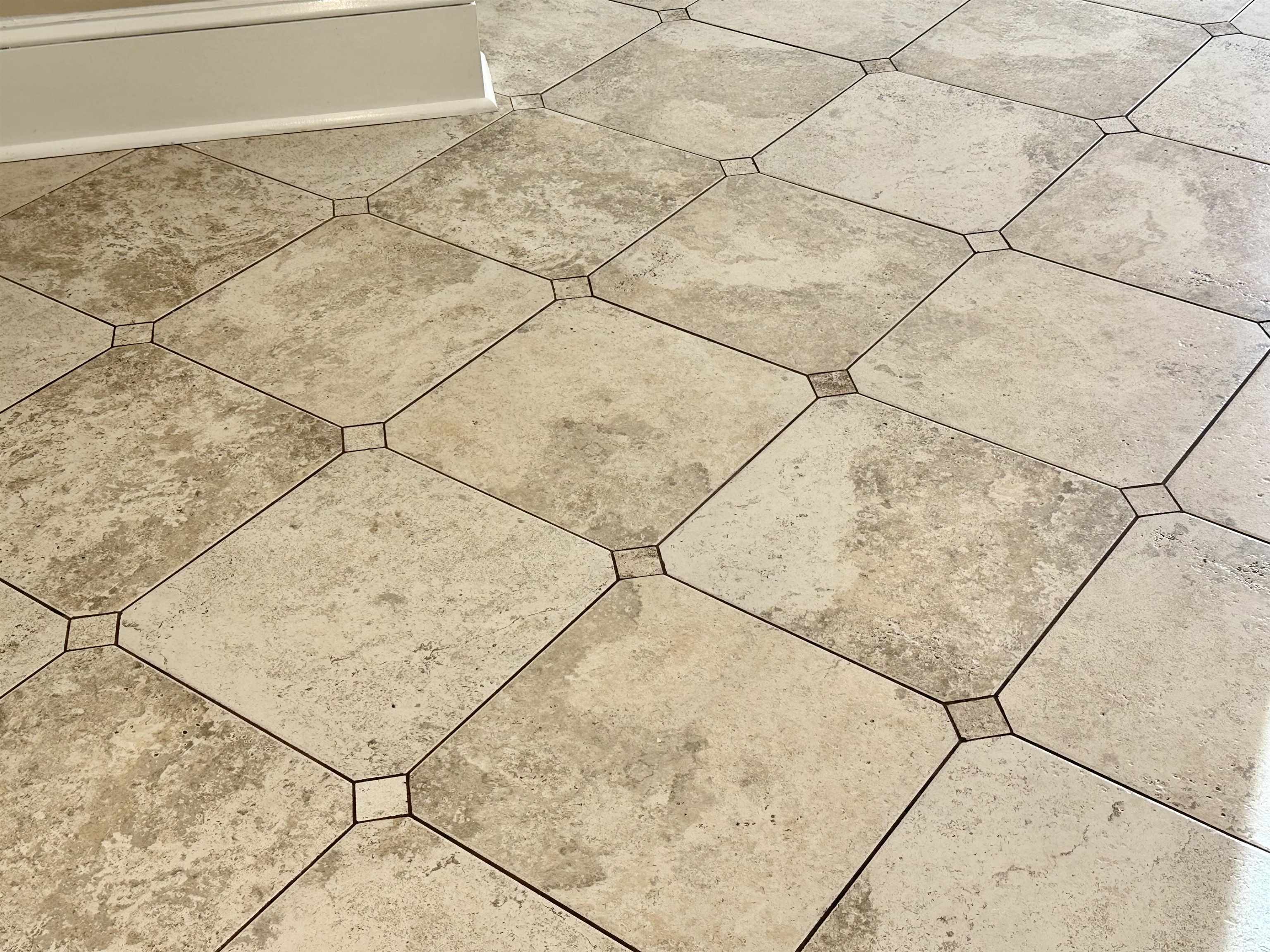 321 PINE ST, CLIFTON FORGE, Virginia 24422, 4 Bedrooms Bedrooms, ,2 BathroomsBathrooms,Residential,Remodeled Victorian on the corner of Pine and McCo,321 PINE ST,671142 MLS # 671142