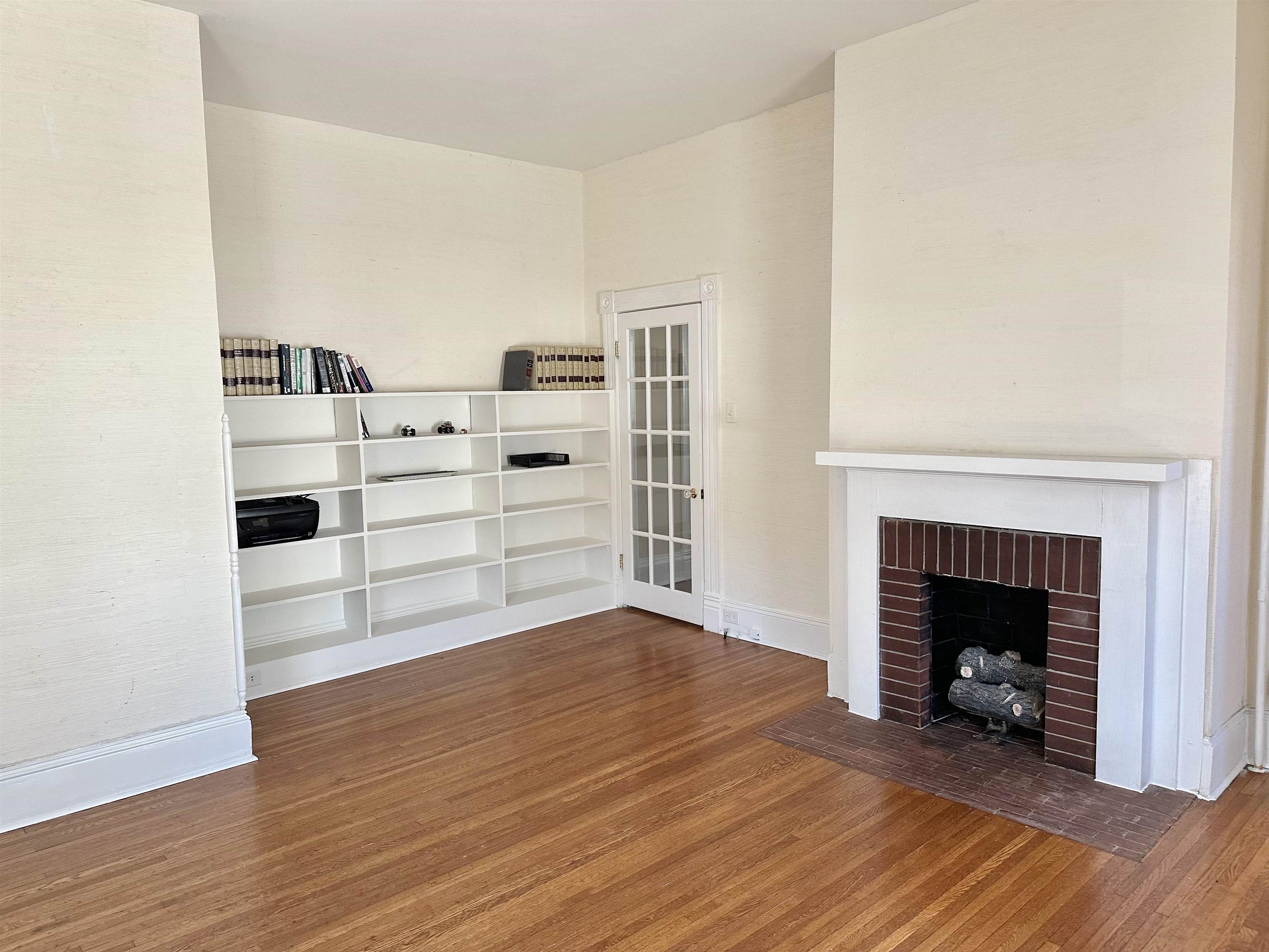 321 PINE ST, CLIFTON FORGE, Virginia 24422, 4 Bedrooms Bedrooms, ,2 BathroomsBathrooms,Residential,Remodeled Victorian on the corner of Pine and McCo,321 PINE ST,671142 MLS # 671142