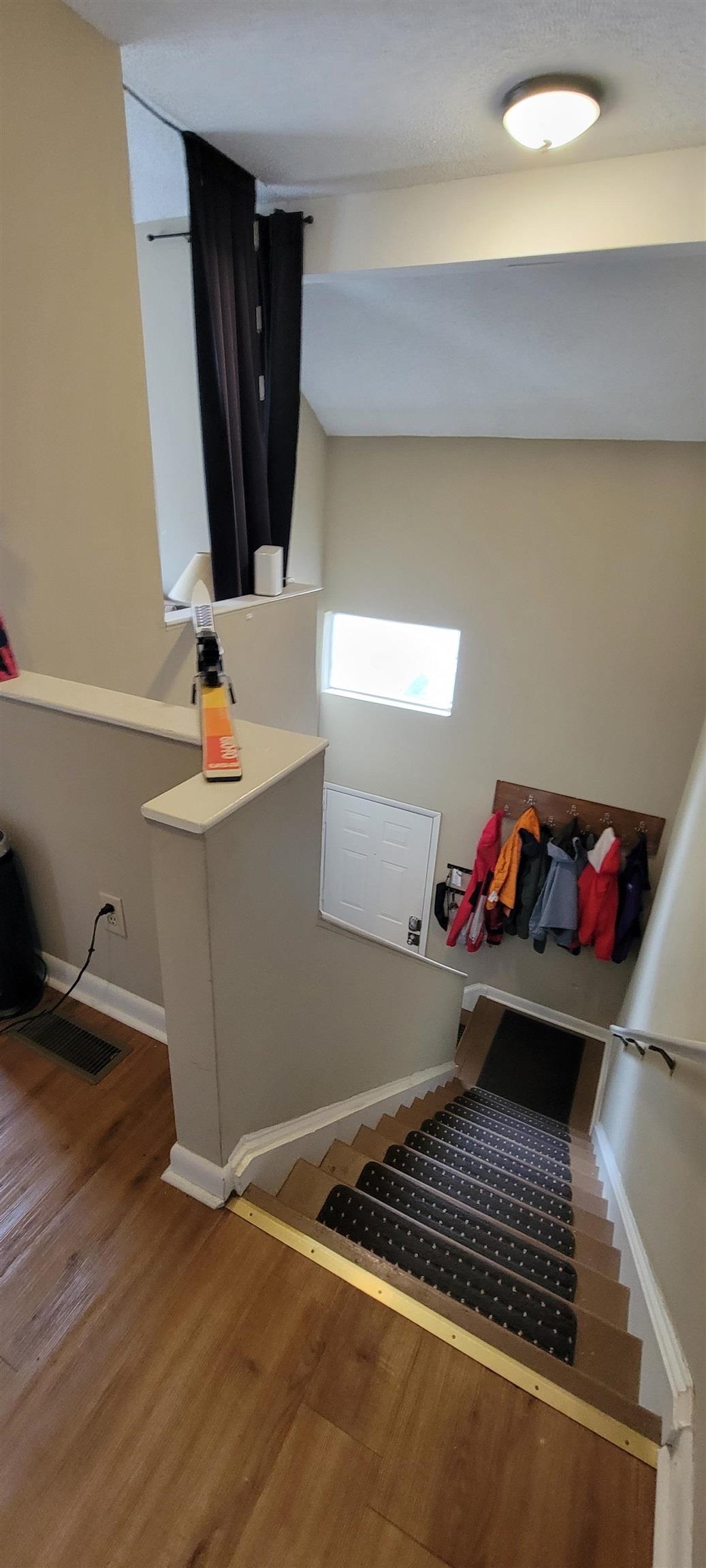 1309 BRADLEY DR, HARRISONBURG, Virginia 22801, 4 Bedrooms Bedrooms, ,2 BathroomsBathrooms,Residential,1309 BRADLEY DR,671143 MLS # 671143 1309 BRADLEY DR, HARRISONBURG, Virginia 22801, 4 Bedrooms Bedrooms, ,2 BathroomsBathrooms,Residential,1309 BRADLEY DR,671143 MLS # 671143