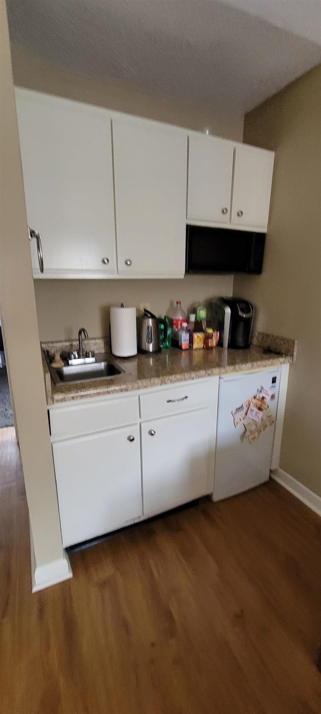 1309 BRADLEY DR, HARRISONBURG, Virginia 22801, 4 Bedrooms Bedrooms, ,2 BathroomsBathrooms,Residential,1309 BRADLEY DR,671143 MLS # 671143 1309 BRADLEY DR, HARRISONBURG, Virginia 22801, 4 Bedrooms Bedrooms, ,2 BathroomsBathrooms,Residential,1309 BRADLEY DR,671143 MLS # 671143