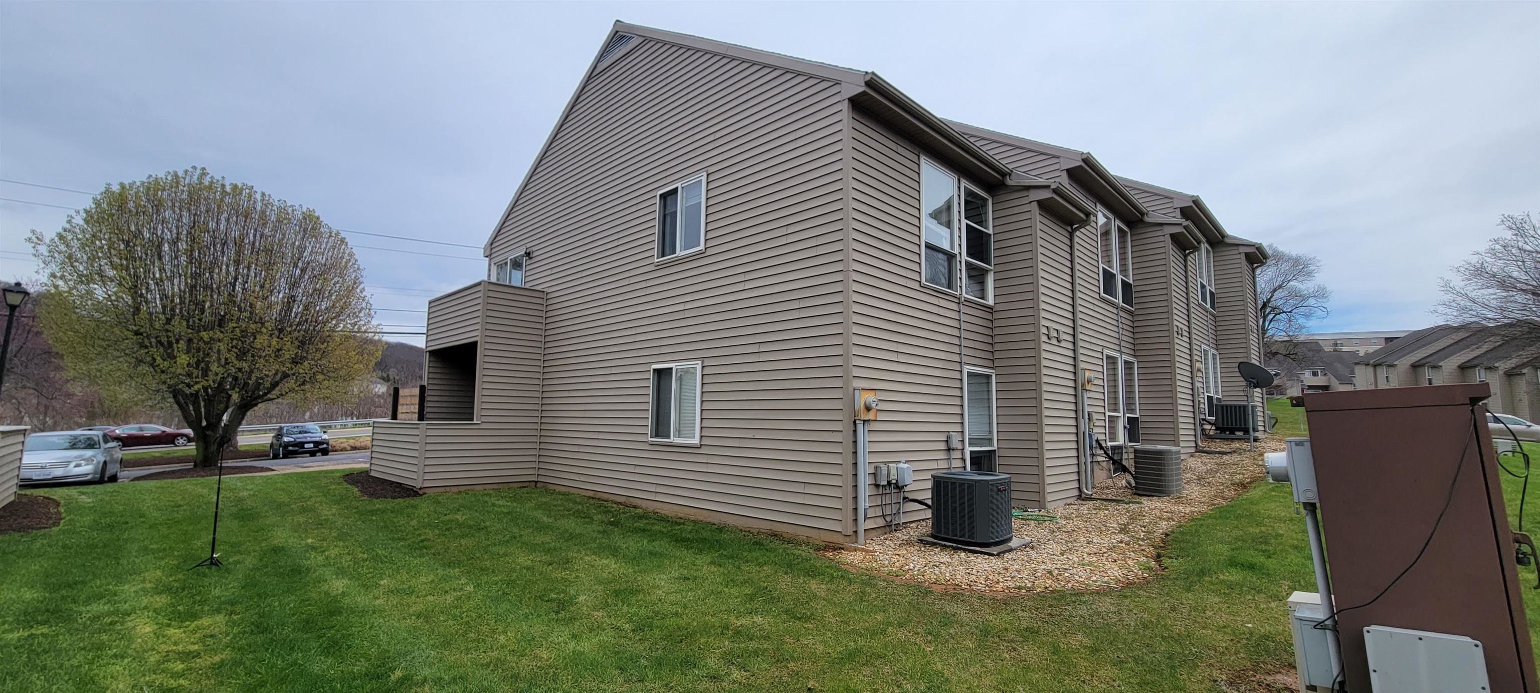 1309 BRADLEY DR, HARRISONBURG, Virginia 22801, 4 Bedrooms Bedrooms, ,2 BathroomsBathrooms,Residential,1309 BRADLEY DR,671143 MLS # 671143 1309 BRADLEY DR, HARRISONBURG, Virginia 22801, 4 Bedrooms Bedrooms, ,2 BathroomsBathrooms,Residential,1309 BRADLEY DR,671143 MLS # 671143