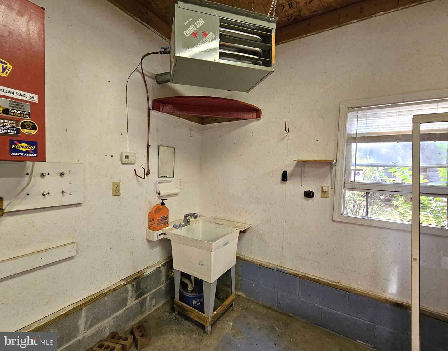 7962 FIVE FORKS RD, PAMPLIN, Virginia 23958, 3 Bedrooms Bedrooms, 8 Rooms Rooms,2 BathroomsBathrooms,Residential,For sale,7962 FIVE FORKS RD,VAPE2000108 MLS # VAPE2000108 7962 FIVE FORKS RD, PAMPLIN, Virginia 23958, 3 Bedrooms Bedrooms, 8 Rooms Rooms,2 BathroomsBathrooms,Residential,For sale,7962 FIVE FORKS RD,VAPE2000108 MLS # VAPE2000108