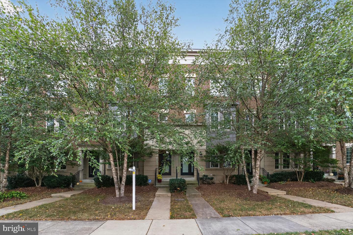 22796 BREEZY HOLLOW DR, BRAMBLETON, Virginia 20148, 3 Bedrooms Bedrooms, ,3 BathroomsBathrooms,Residential,For sale,22796 BREEZY HOLLOW DR,VALO2108184 MLS # VALO2108184