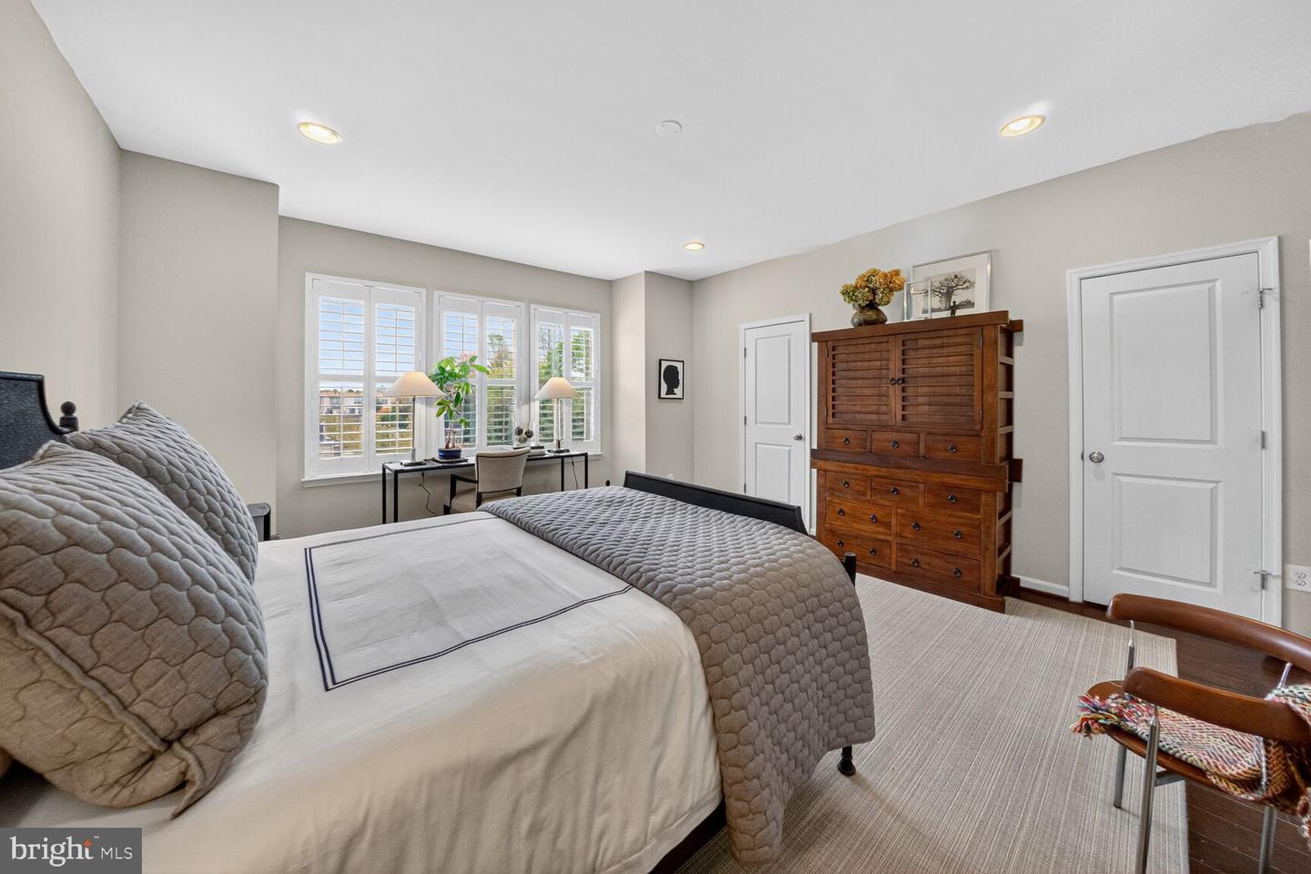 22796 BREEZY HOLLOW DR, BRAMBLETON, Virginia 20148, 3 Bedrooms Bedrooms, ,3 BathroomsBathrooms,Residential,For sale,22796 BREEZY HOLLOW DR,VALO2108184 MLS # VALO2108184 22796 BREEZY HOLLOW DR, BRAMBLETON, Virginia 20148, 3 Bedrooms Bedrooms, ,3 BathroomsBathrooms,Residential,For sale,22796 BREEZY HOLLOW DR,VALO2108184 MLS # VALO2108184