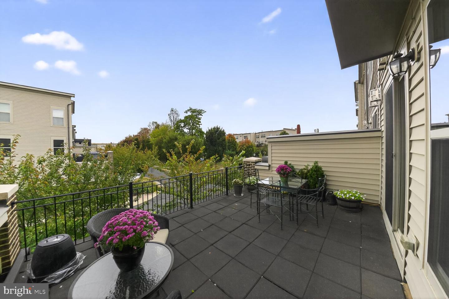 22796 BREEZY HOLLOW DR, BRAMBLETON, Virginia 20148, 3 Bedrooms Bedrooms, ,3 BathroomsBathrooms,Residential,For sale,22796 BREEZY HOLLOW DR,VALO2108184 MLS # VALO2108184 22796 BREEZY HOLLOW DR, BRAMBLETON, Virginia 20148, 3 Bedrooms Bedrooms, ,3 BathroomsBathrooms,Residential,For sale,22796 BREEZY HOLLOW DR,VALO2108184 MLS # VALO2108184