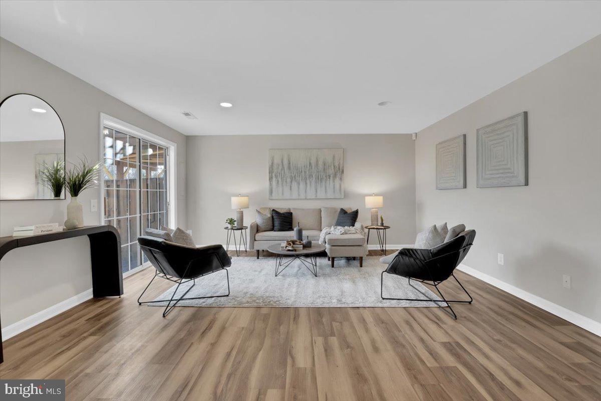 11821 LIMOUX PL, WOODBRIDGE, Virginia 22192, 3 Bedrooms Bedrooms, ,2 BathroomsBathrooms,Residential,For sale,11821 LIMOUX PL,VAPW2105672 MLS # VAPW2105672 11821 LIMOUX PL, WOODBRIDGE, Virginia 22192, 3 Bedrooms Bedrooms, ,2 BathroomsBathrooms,Residential,For sale,11821 LIMOUX PL,VAPW2105672 MLS # VAPW2105672