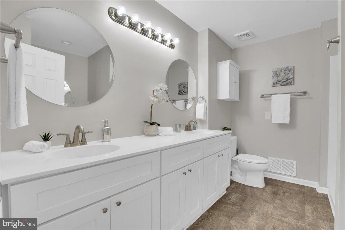 11821 LIMOUX PL, WOODBRIDGE, Virginia 22192, 3 Bedrooms Bedrooms, ,2 BathroomsBathrooms,Residential,For sale,11821 LIMOUX PL,VAPW2105672 MLS # VAPW2105672 11821 LIMOUX PL, WOODBRIDGE, Virginia 22192, 3 Bedrooms Bedrooms, ,2 BathroomsBathrooms,Residential,For sale,11821 LIMOUX PL,VAPW2105672 MLS # VAPW2105672