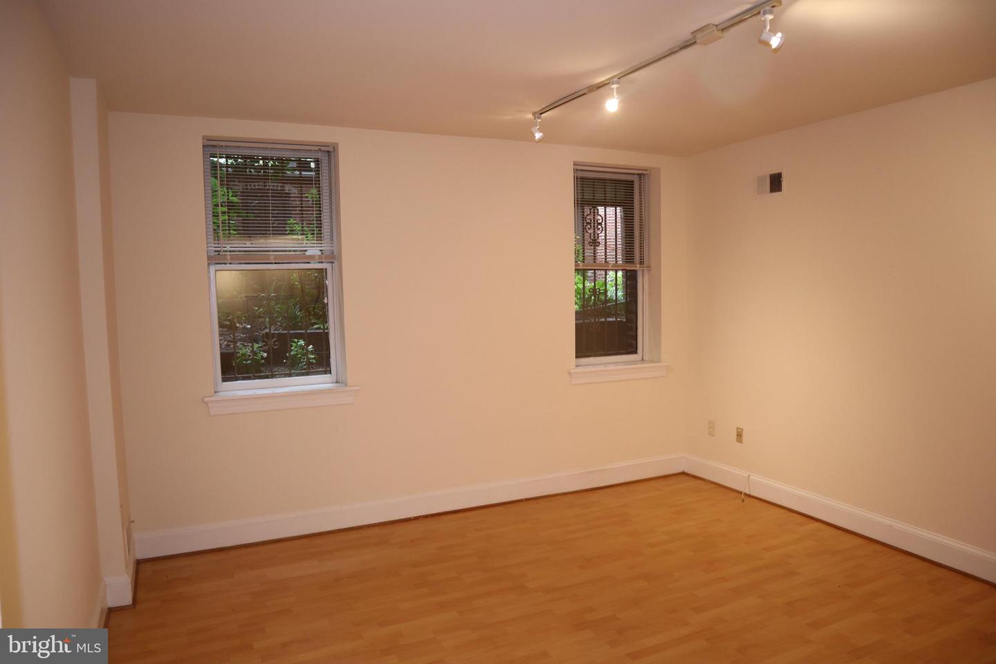 1835 NW 16TH ST NW #1, WASHINGTON, District Of Columbia 20009, 1 Bedroom Bedrooms, ,1 BathroomBathrooms,Residential,For sale,1835 NW 16TH ST NW #1,DCDC2226624 MLS # DCDC2226624 1835 NW 16TH ST NW #1, WASHINGTON, District Of Columbia 20009, 1 Bedroom Bedrooms, ,1 BathroomBathrooms,Residential,For sale,1835 NW 16TH ST NW #1,DCDC2226624 MLS # DCDC2226624