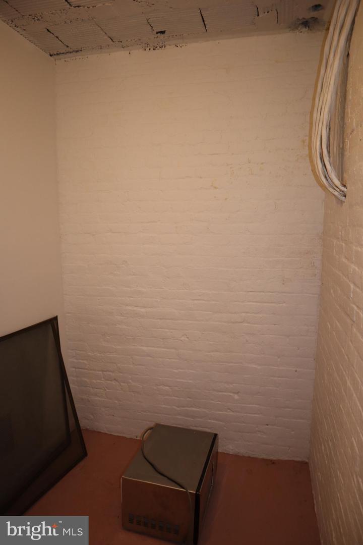 1835 NW 16TH ST NW #1, WASHINGTON, District Of Columbia 20009, 1 Bedroom Bedrooms, ,1 BathroomBathrooms,Residential,For sale,1835 NW 16TH ST NW #1,DCDC2226624 MLS # DCDC2226624 1835 NW 16TH ST NW #1, WASHINGTON, District Of Columbia 20009, 1 Bedroom Bedrooms, ,1 BathroomBathrooms,Residential,For sale,1835 NW 16TH ST NW #1,DCDC2226624 MLS # DCDC2226624