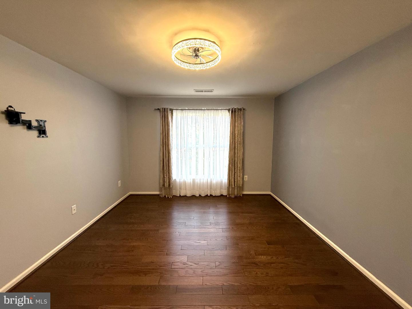 1803 IDLEWILD BLVD, FREDERICKSBURG, Virginia 22401, 4 Bedrooms Bedrooms, ,2 BathroomsBathrooms,Residential,For sale,1803 IDLEWILD BLVD,VAFB2009104 MLS # VAFB2009104 1803 IDLEWILD BLVD, FREDERICKSBURG, Virginia 22401, 4 Bedrooms Bedrooms, ,2 BathroomsBathrooms,Residential,For sale,1803 IDLEWILD BLVD,VAFB2009104 MLS # VAFB2009104