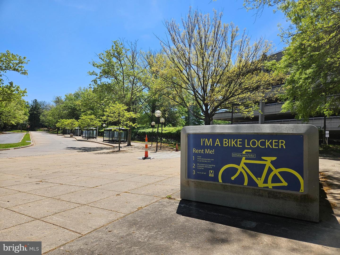 156 HAYCOCK RD #A-6, FALLS CHURCH, Virginia 22046, 1 Bedroom Bedrooms, ,1 BathroomBathrooms,Residential,For sale,156 HAYCOCK RD #A-6,VAFA2003366 MLS # VAFA2003366 156 HAYCOCK RD #A-6, FALLS CHURCH, Virginia 22046, 1 Bedroom Bedrooms, ,1 BathroomBathrooms,Residential,For sale,156 HAYCOCK RD #A-6,VAFA2003366 MLS # VAFA2003366