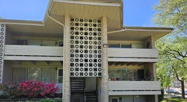 156 HAYCOCK RD #A-6, FALLS CHURCH, Virginia 22046, 1 Bedroom Bedrooms, ,1 BathroomBathrooms,Residential,For sale,156 HAYCOCK RD #A-6,VAFA2003366 MLS # VAFA2003366