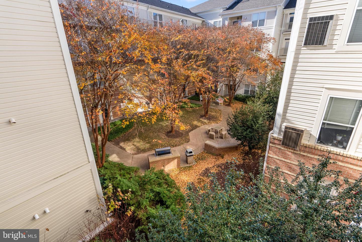 9490 VIRGINIA CENTER BLVD #340, VIENNA, Virginia 22181, 2 Bedrooms Bedrooms, ,2 BathroomsBathrooms,Residential,For sale,9490 VIRGINIA CENTER BLVD #340,VAFX2275662 MLS # VAFX2275662 9490 VIRGINIA CENTER BLVD #340, VIENNA, Virginia 22181, 2 Bedrooms Bedrooms, ,2 BathroomsBathrooms,Residential,For sale,9490 VIRGINIA CENTER BLVD #340,VAFX2275662 MLS # VAFX2275662