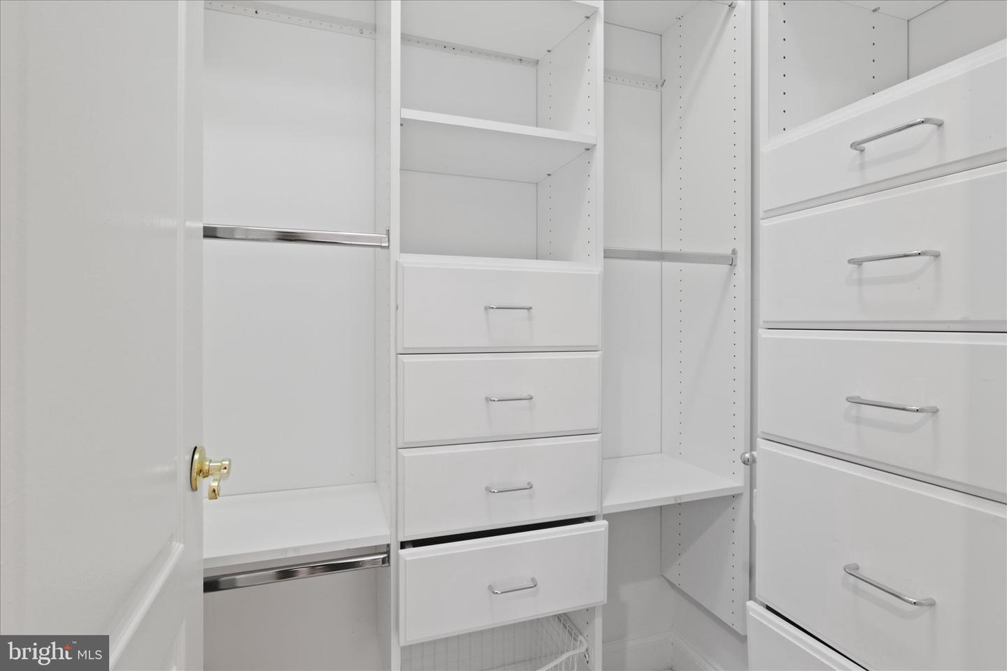 18771 THOMAS LEE WAY, LEESBURG, Virginia 20176, 6 Bedrooms Bedrooms, ,6 BathroomsBathrooms,Residential,For sale,18771 THOMAS LEE WAY,VALO2109724 MLS # VALO2109724 18771 THOMAS LEE WAY, LEESBURG, Virginia 20176, 6 Bedrooms Bedrooms, ,6 BathroomsBathrooms,Residential,For sale,18771 THOMAS LEE WAY,VALO2109724 MLS # VALO2109724