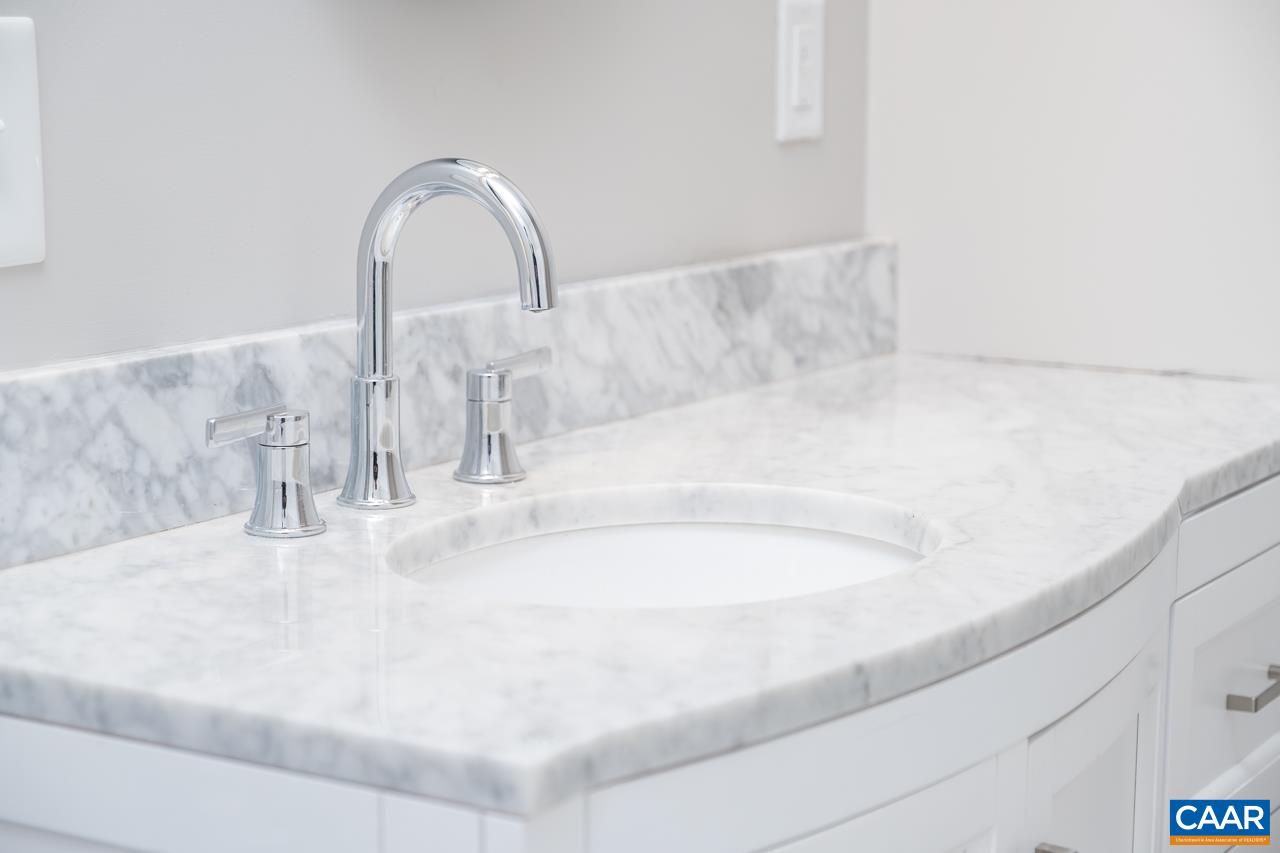 811 WESTOVER DR, STAUNTON, Virginia 24401, ,Residential,811 WESTOVER DR,671149 MLS # 671149 811 WESTOVER DR, STAUNTON, Virginia 24401, ,Residential,811 WESTOVER DR,671149 MLS # 671149