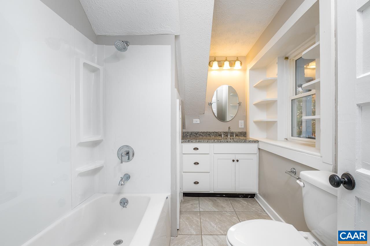 811 WESTOVER DR, STAUNTON, Virginia 24401, ,Residential,811 WESTOVER DR,671149 MLS # 671149 811 WESTOVER DR, STAUNTON, Virginia 24401, ,Residential,811 WESTOVER DR,671149 MLS # 671149