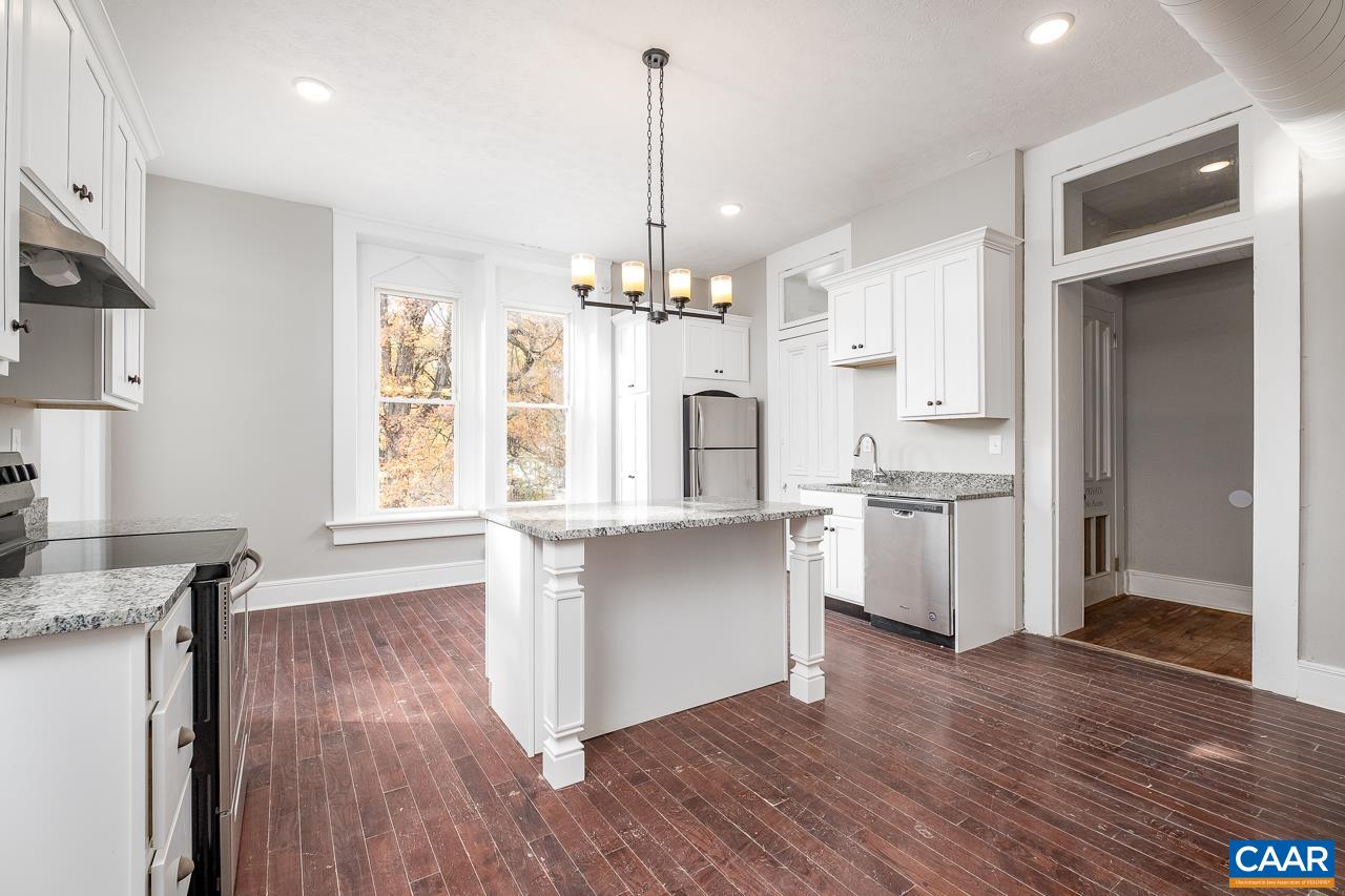 811 WESTOVER DR, STAUNTON, Virginia 24401, ,Residential,811 WESTOVER DR,671149 MLS # 671149 811 WESTOVER DR, STAUNTON, Virginia 24401, ,Residential,811 WESTOVER DR,671149 MLS # 671149