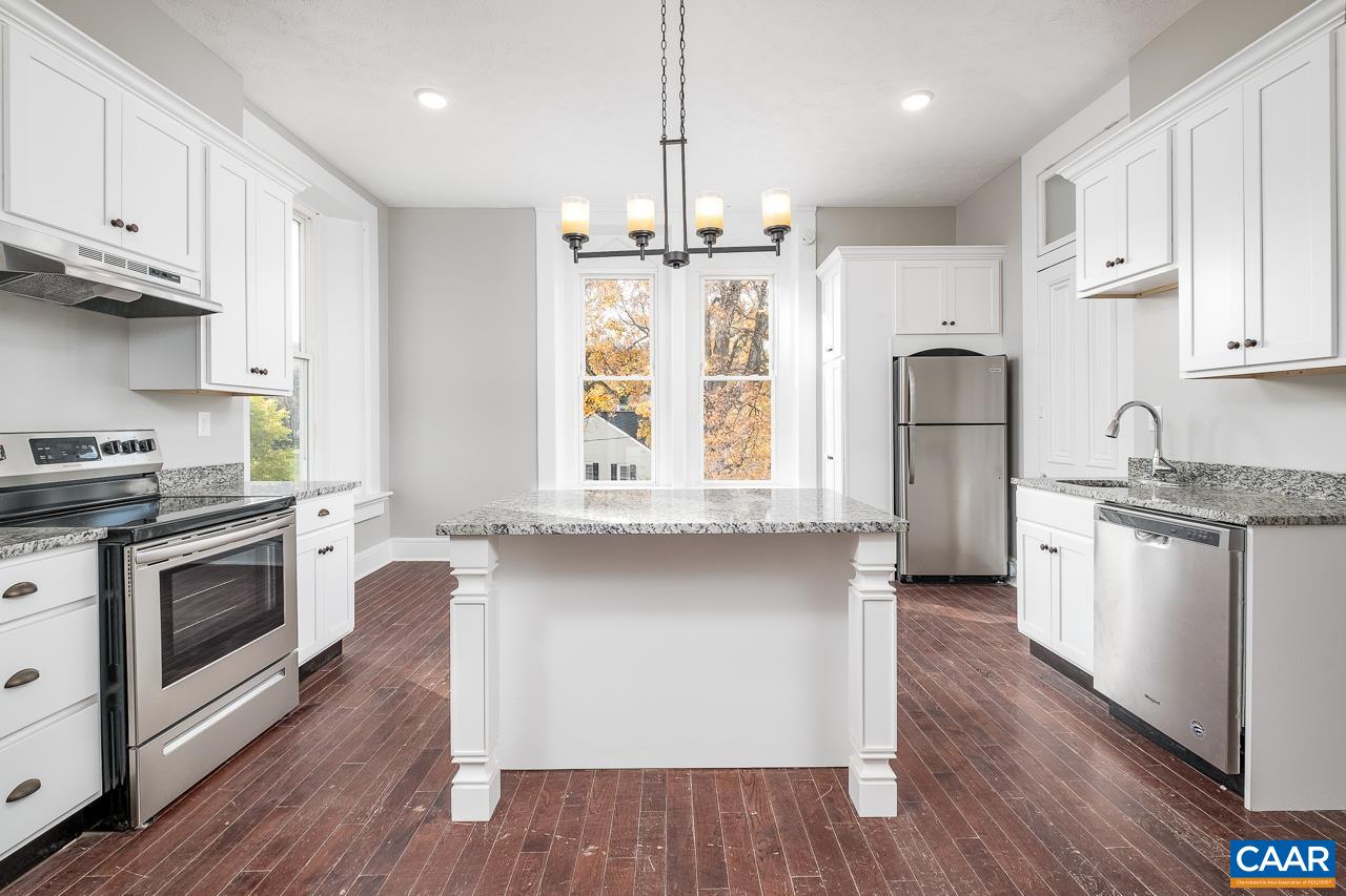 811 WESTOVER DR, STAUNTON, Virginia 24401, ,Residential,811 WESTOVER DR,671149 MLS # 671149 811 WESTOVER DR, STAUNTON, Virginia 24401, ,Residential,811 WESTOVER DR,671149 MLS # 671149
