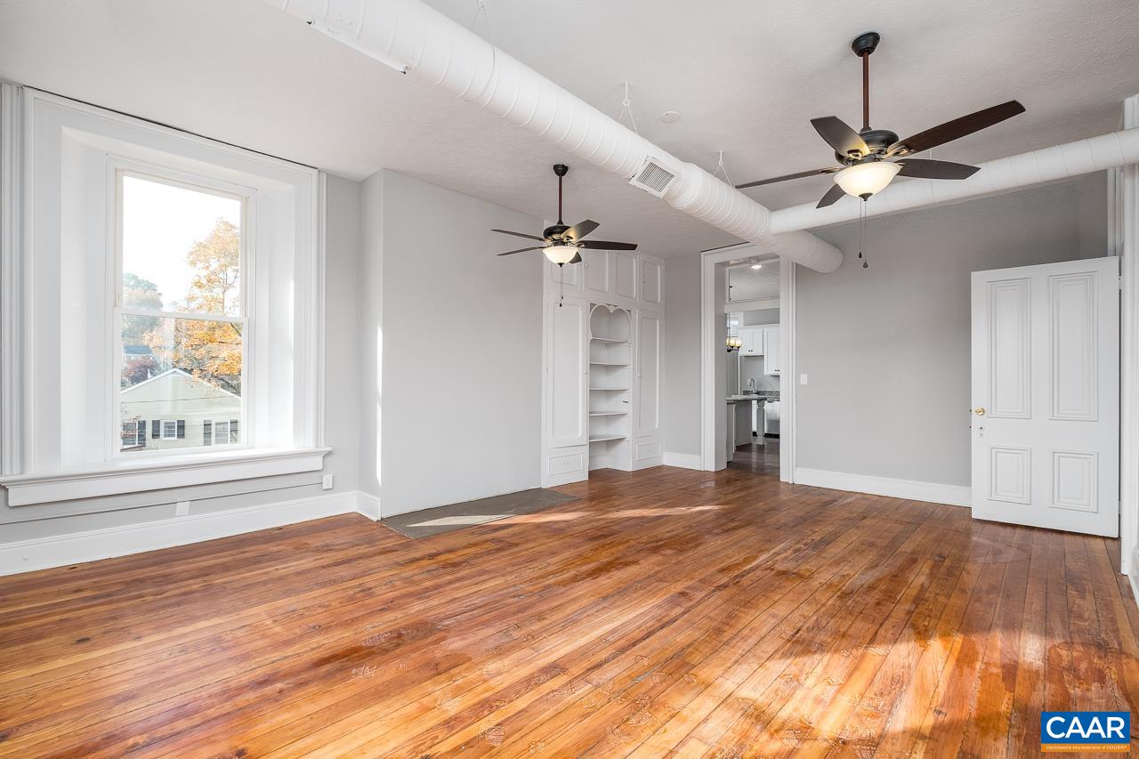 811 WESTOVER DR, STAUNTON, Virginia 24401, ,Residential,811 WESTOVER DR,671149 MLS # 671149 811 WESTOVER DR, STAUNTON, Virginia 24401, ,Residential,811 WESTOVER DR,671149 MLS # 671149