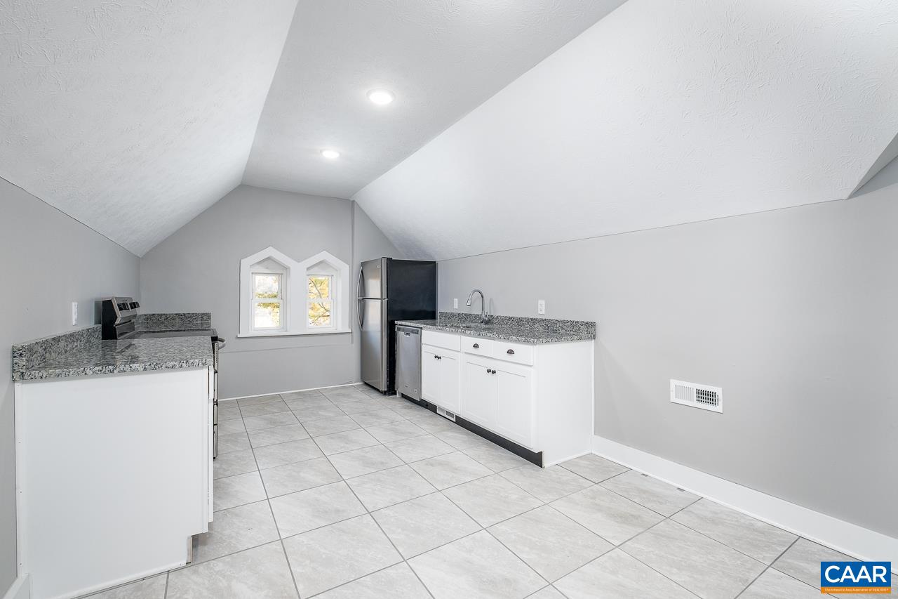 811 WESTOVER DR, STAUNTON, Virginia 24401, ,Residential,811 WESTOVER DR,671149 MLS # 671149 811 WESTOVER DR, STAUNTON, Virginia 24401, ,Residential,811 WESTOVER DR,671149 MLS # 671149