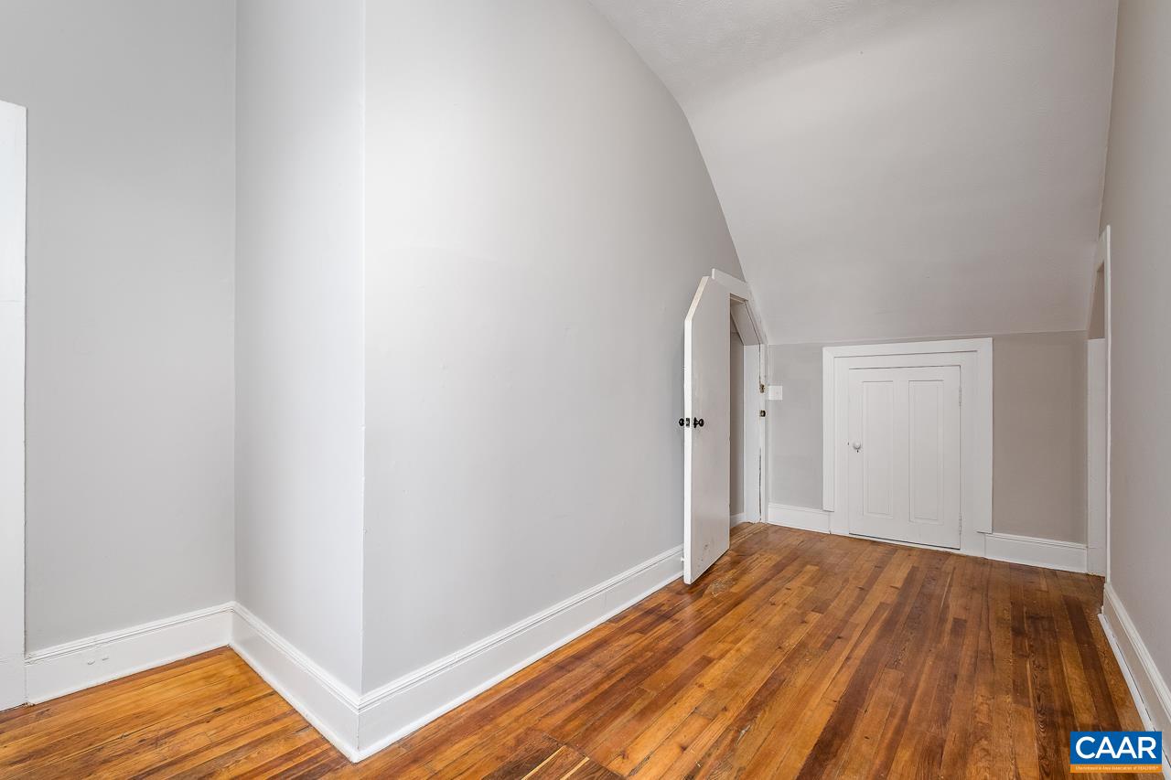 811 WESTOVER DR, STAUNTON, Virginia 24401, ,Residential,811 WESTOVER DR,671149 MLS # 671149 811 WESTOVER DR, STAUNTON, Virginia 24401, ,Residential,811 WESTOVER DR,671149 MLS # 671149