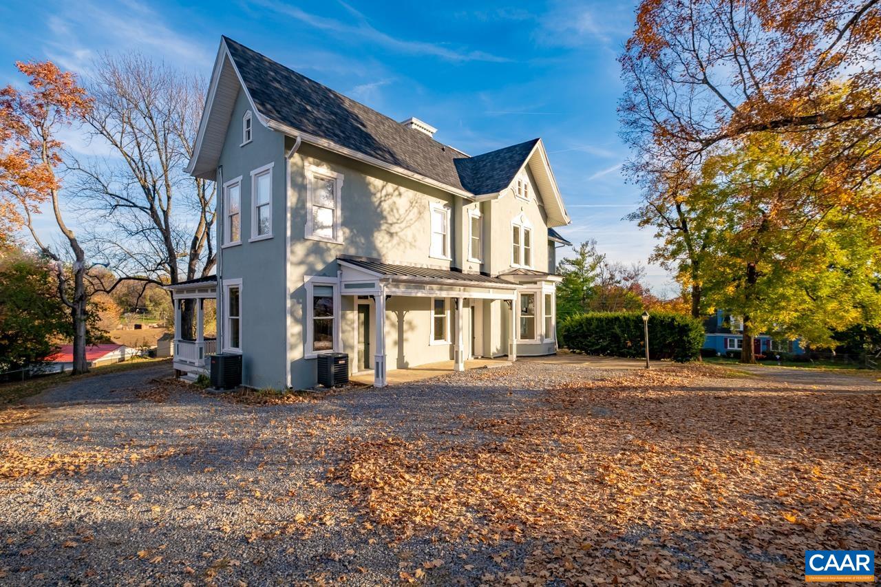 811 WESTOVER DR, STAUNTON, Virginia 24401, ,Residential,811 WESTOVER DR,671149 MLS # 671149 811 WESTOVER DR, STAUNTON, Virginia 24401, ,Residential,811 WESTOVER DR,671149 MLS # 671149