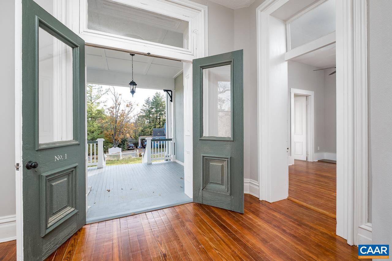 811 WESTOVER DR, STAUNTON, Virginia 24401, ,Residential,811 WESTOVER DR,671149 MLS # 671149 811 WESTOVER DR, STAUNTON, Virginia 24401, ,Residential,811 WESTOVER DR,671149 MLS # 671149