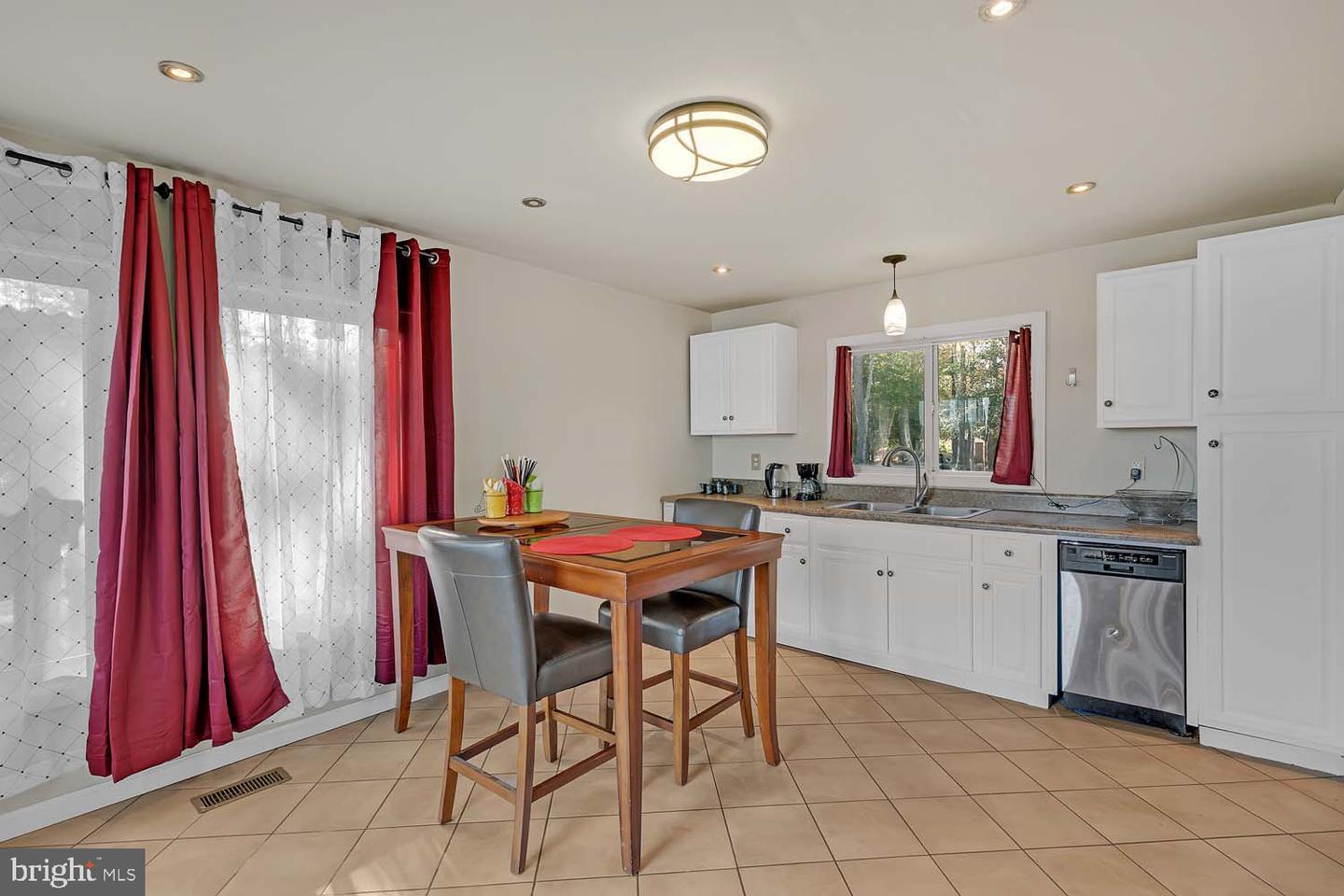 310 BRUSH NECK RD, SUSAN, Virginia 23163, 3 Bedrooms Bedrooms, ,2 BathroomsBathrooms,Residential,For sale,310 BRUSH NECK RD,VAMH2000110 MLS # VAMH2000110 310 BRUSH NECK RD, SUSAN, Virginia 23163, 3 Bedrooms Bedrooms, ,2 BathroomsBathrooms,Residential,For sale,310 BRUSH NECK RD,VAMH2000110 MLS # VAMH2000110