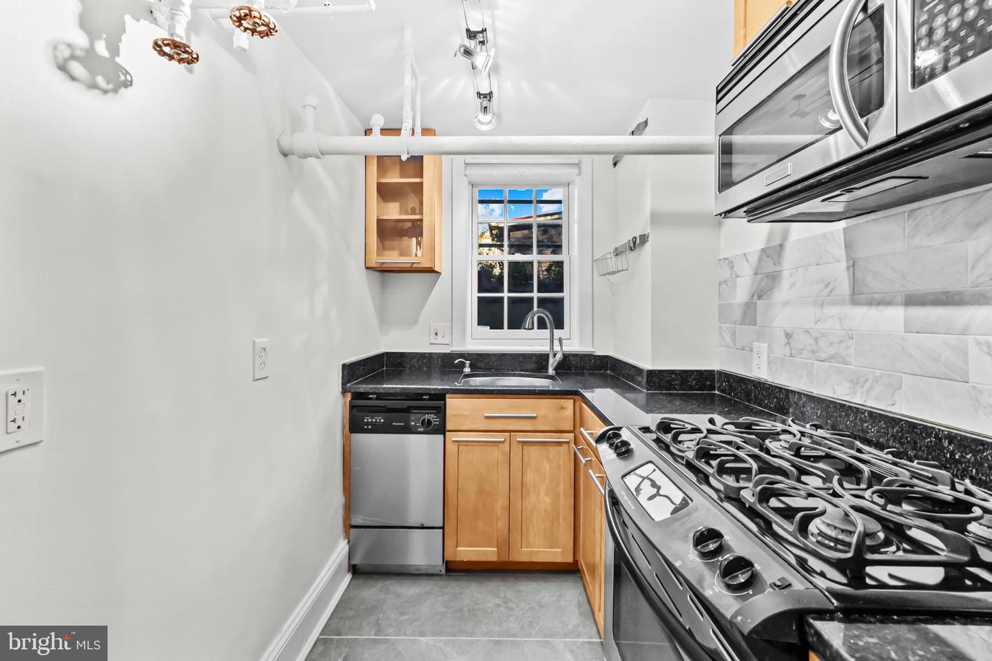 3001 PORTER ST NW #100, WASHINGTON, District Of Columbia 20008, 1 Bedroom Bedrooms, ,1 BathroomBathrooms,Residential,For sale,3001 PORTER ST NW #100,DCDC2230614 MLS # DCDC2230614 3001 PORTER ST NW #100, WASHINGTON, District Of Columbia 20008, 1 Bedroom Bedrooms, ,1 BathroomBathrooms,Residential,For sale,3001 PORTER ST NW #100,DCDC2230614 MLS # DCDC2230614