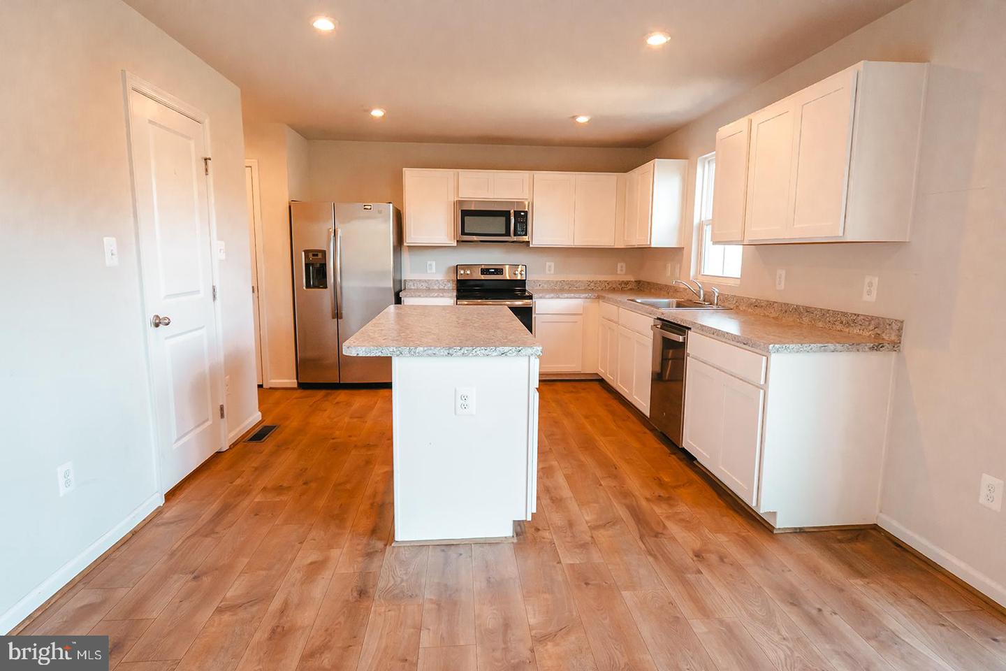 100 COVILLE ST, MIDDLETOWN, Virginia 22645, 5 Bedrooms Bedrooms, ,2 BathroomsBathrooms,Residential,For sale,100 COVILLE ST,VAFV2037906 MLS # VAFV2037906 100 COVILLE ST, MIDDLETOWN, Virginia 22645, 5 Bedrooms Bedrooms, ,2 BathroomsBathrooms,Residential,For sale,100 COVILLE ST,VAFV2037906 MLS # VAFV2037906